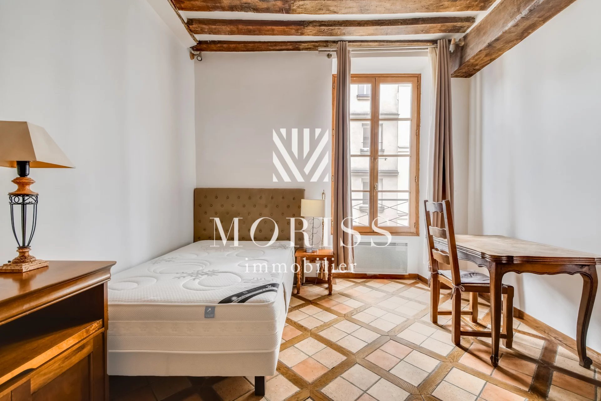 Paris 6 Appartement de type studio de 20 m2 - Image Array