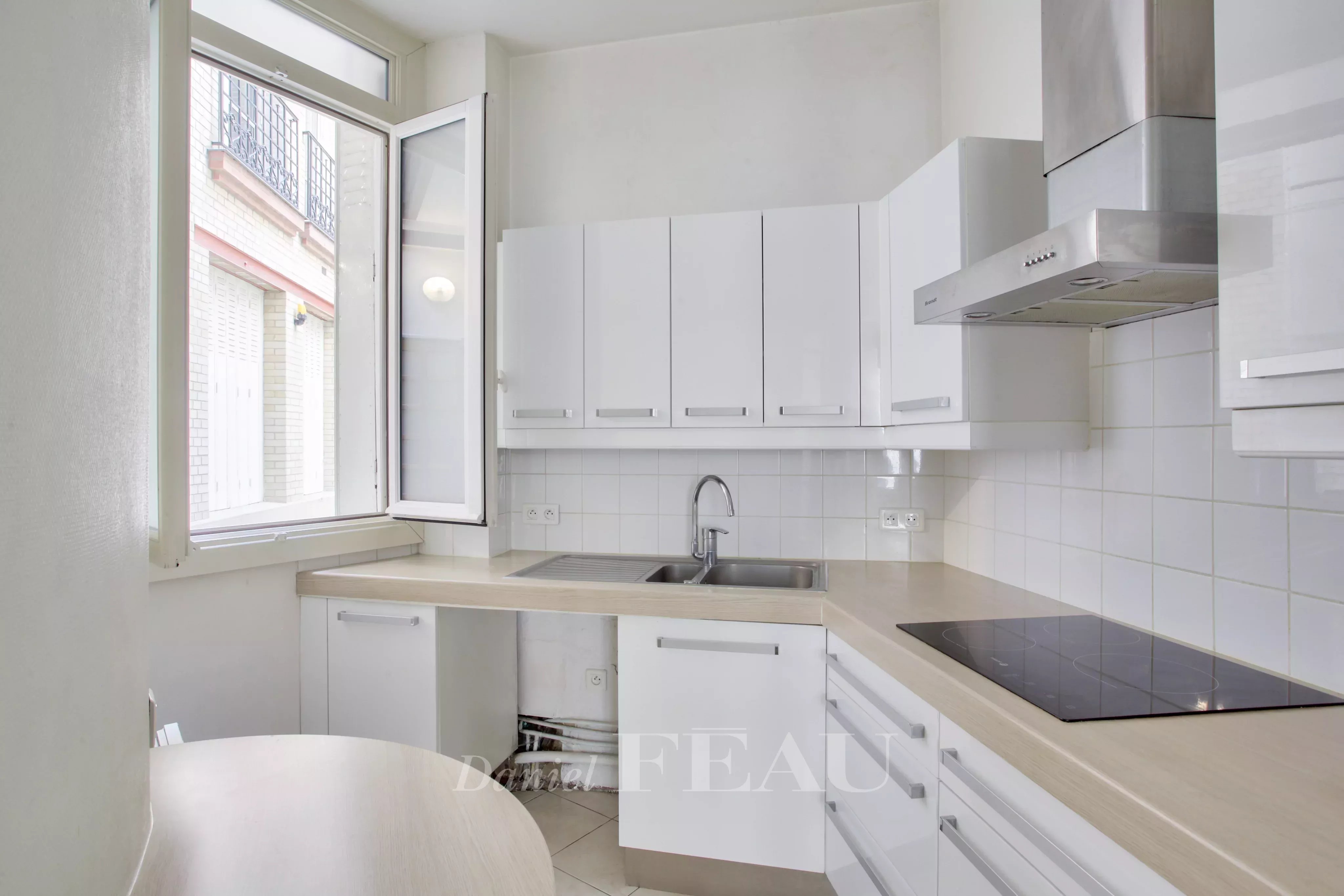 Rental Apartment Paris 17th