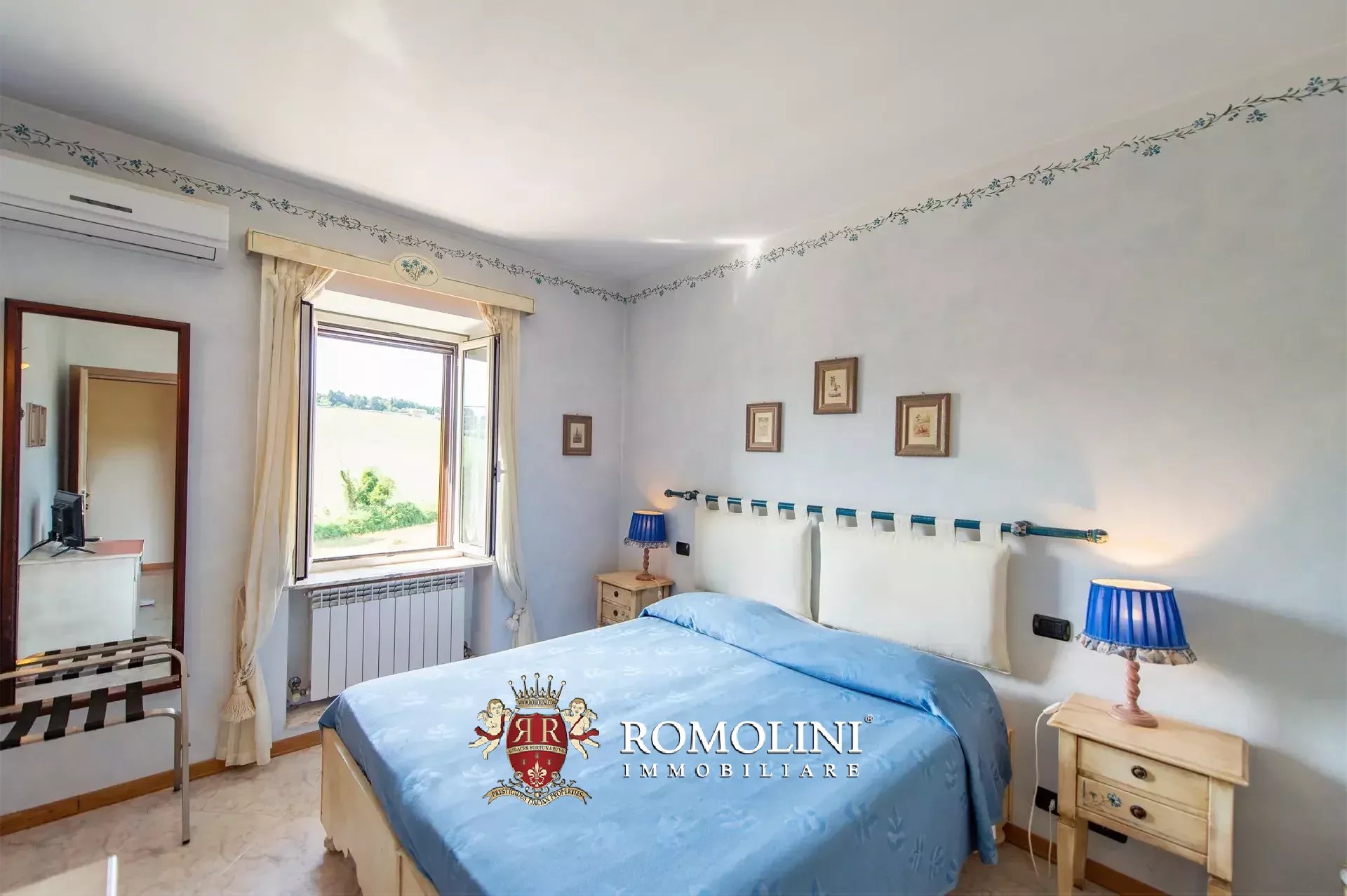 6 Bedroom Villa/Townhouse's Image 31