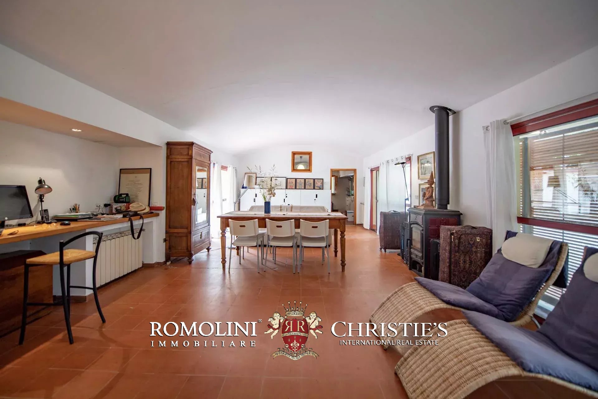 2 Bedroom Villa/Townhouse's Image 22