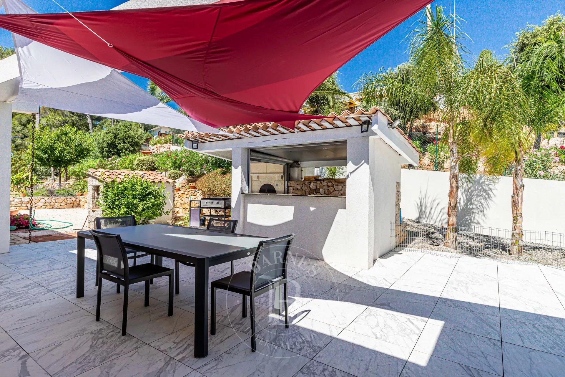 GOLFE JUAN - CALIFORNIAN VILLA - PANORAMIC SEA VIEW - picture 18