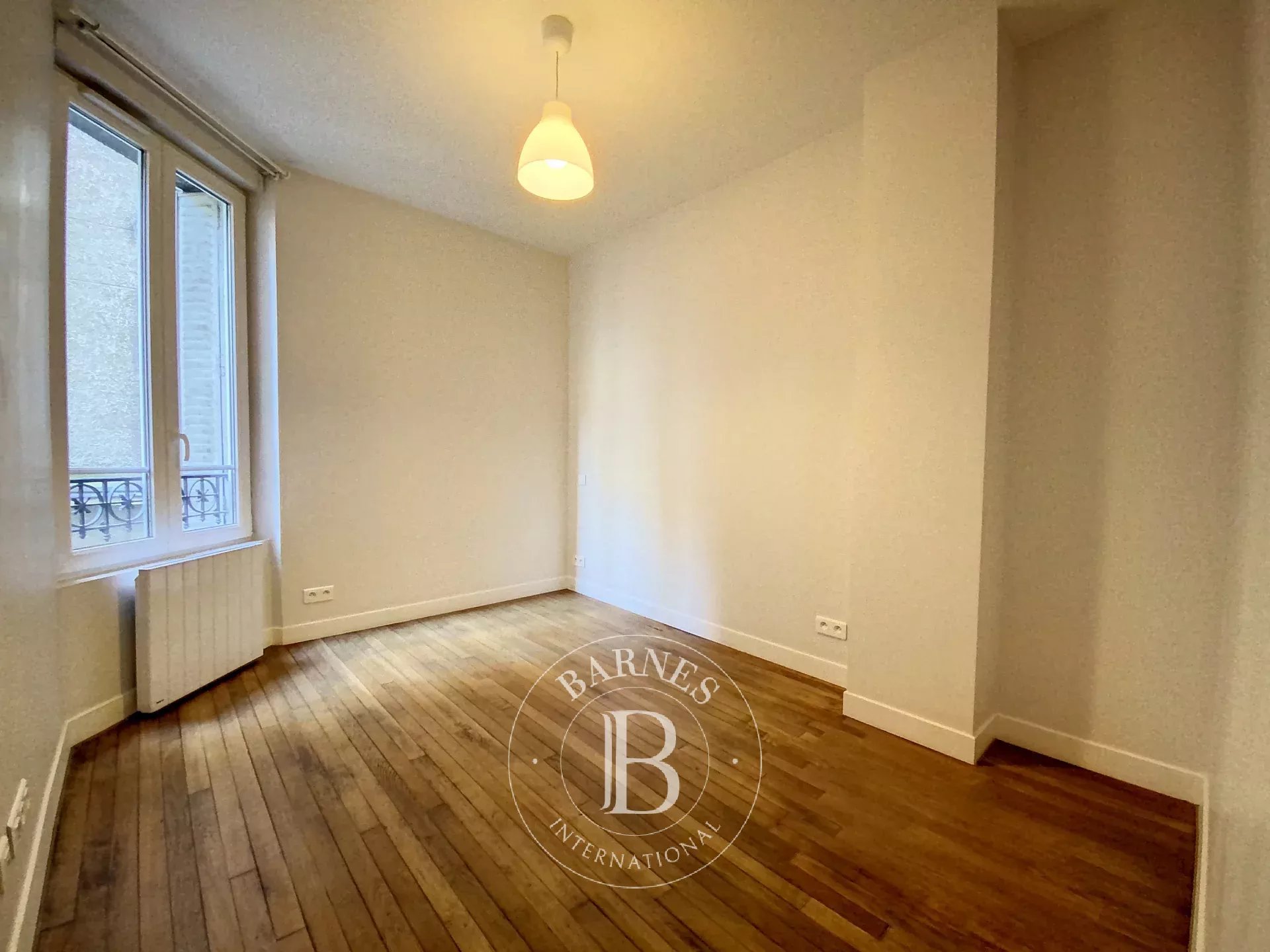 Daire Paris 18ème - picture 7