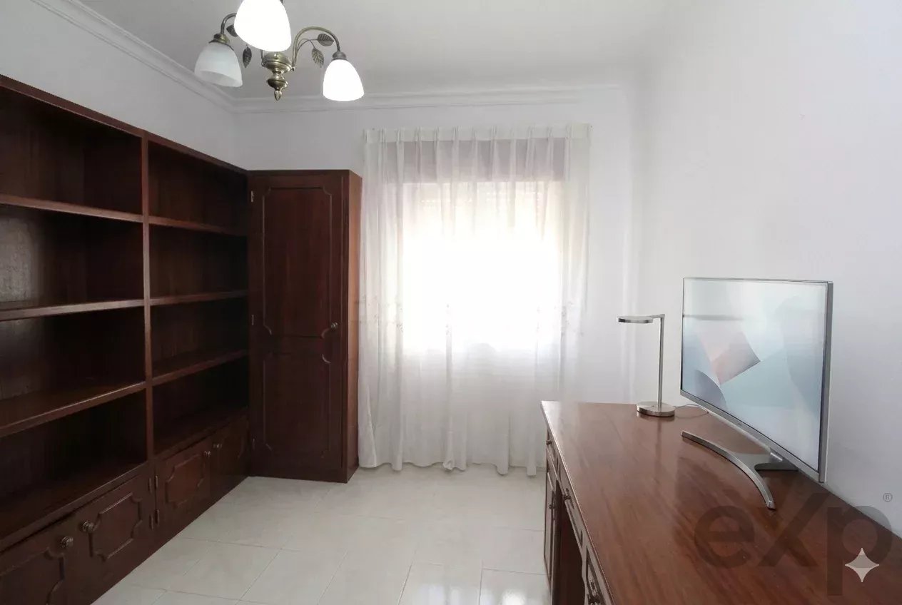 3 bedroom duplex a few meters from Fuzeta beach 8700-898 image 24