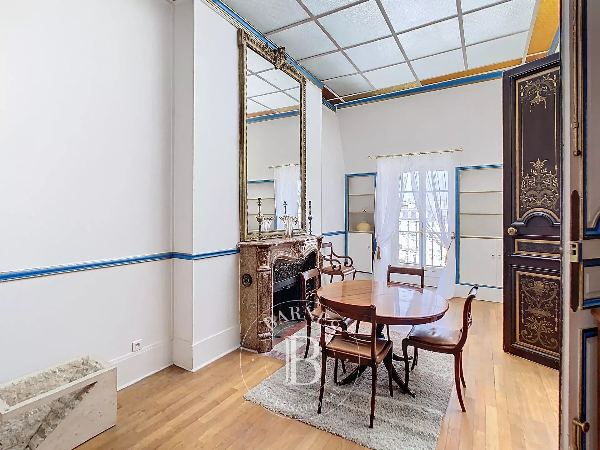 Daire Paris 8ème - picture 4