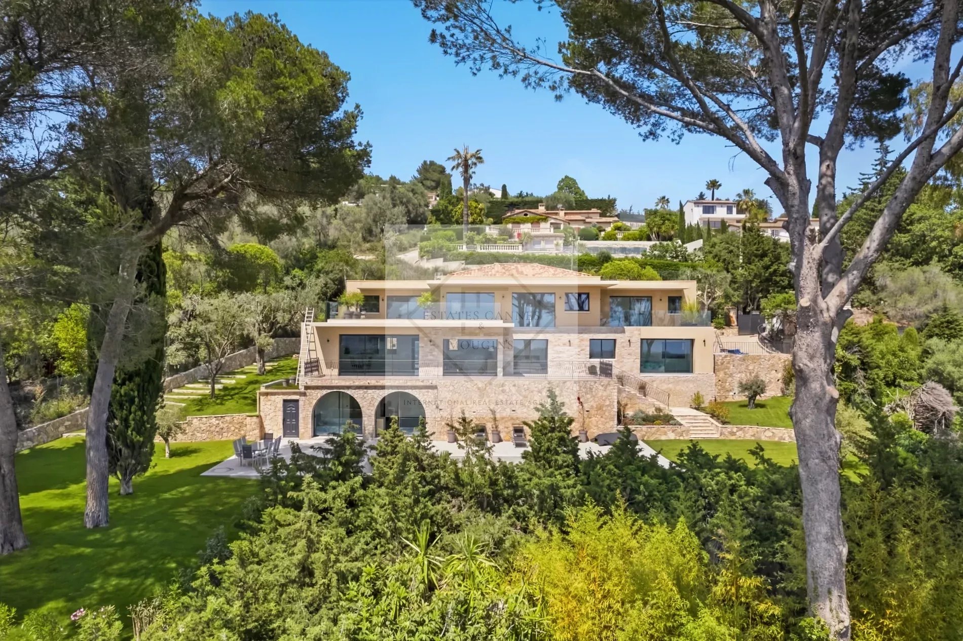 Villa d’Exception à Mougins – Vue Mer Panoramique — photo 6