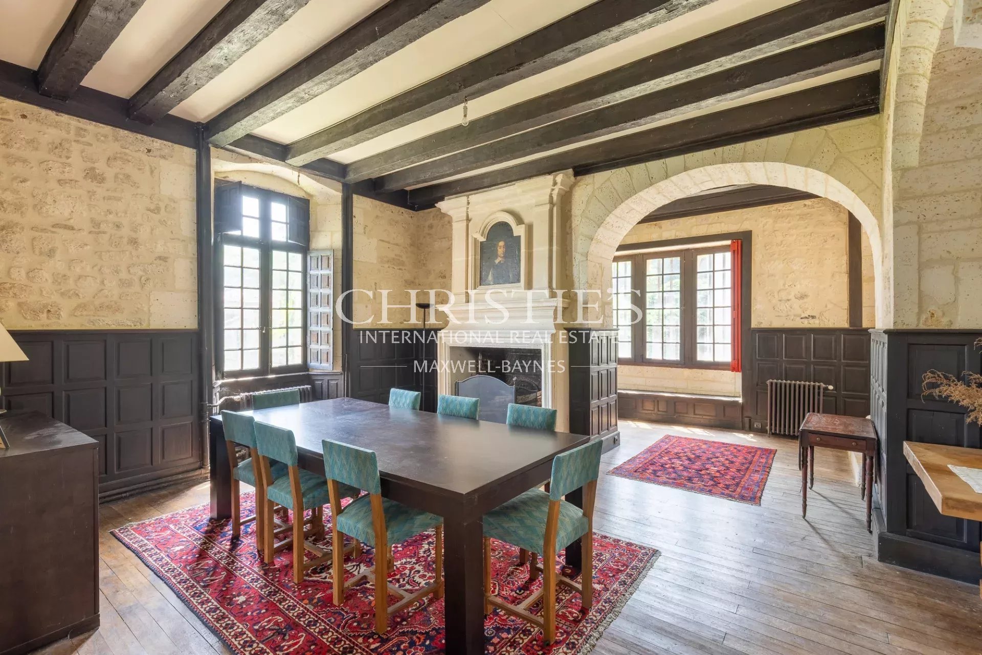 9 Bedroom Chateau's Image 6