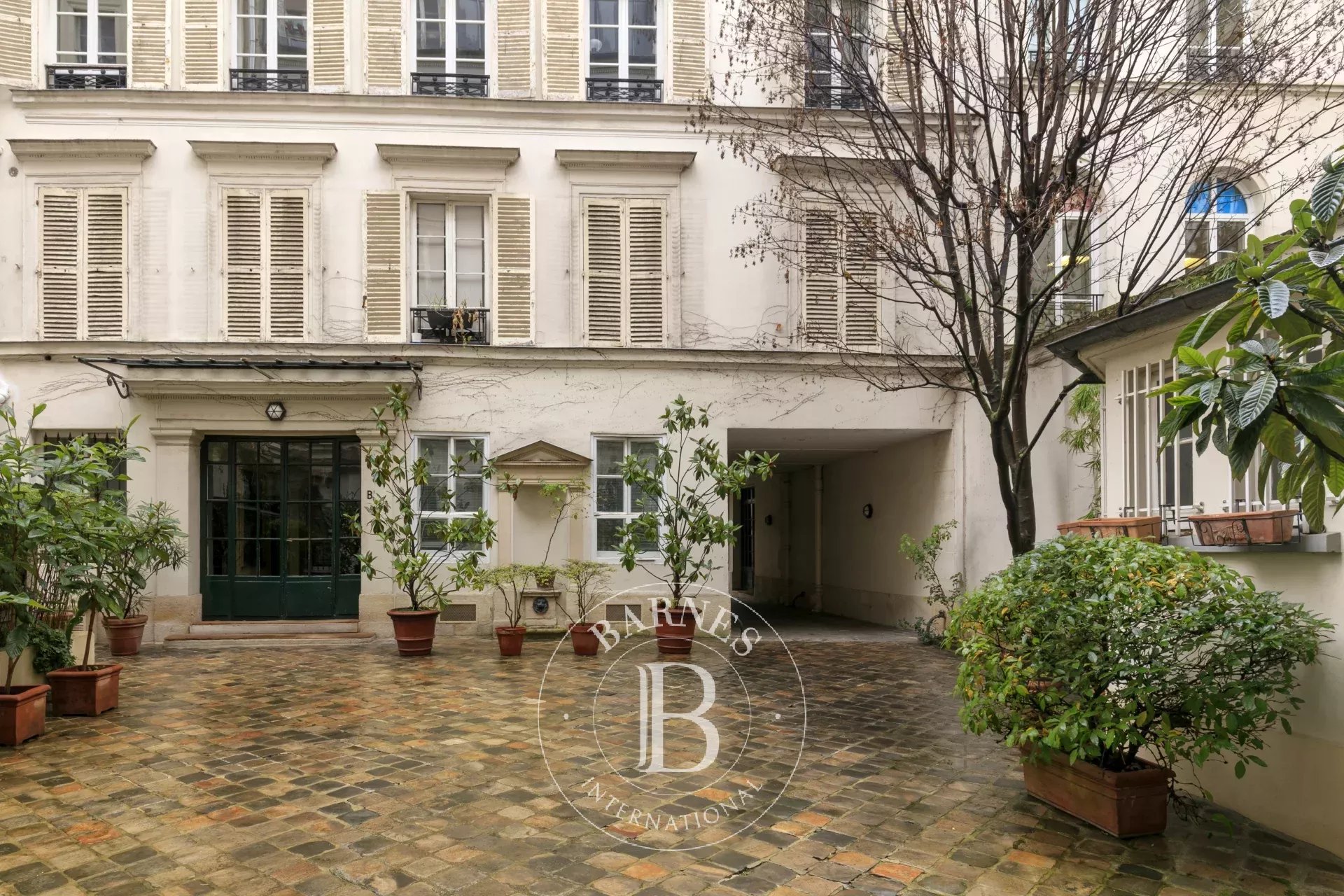 Daire Paris 8ème - picture 11