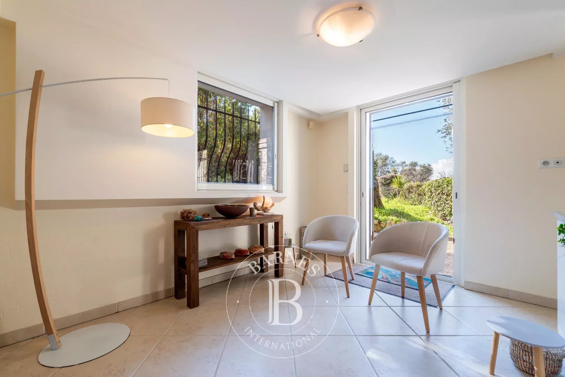 Ev Mougins - picture 19