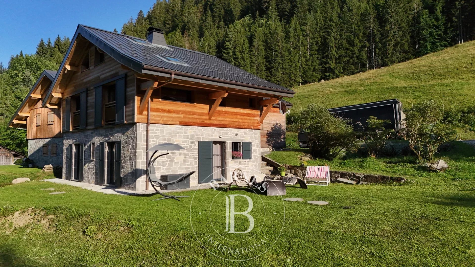 Photo of Essert-Romand - Alpine Chalet of 138 sqm - 2 Bedrooms - Natural Setting