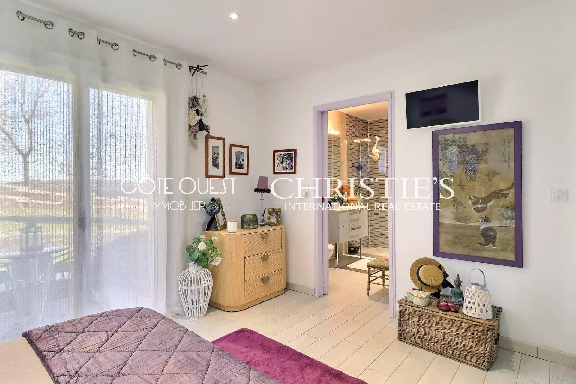 4 Bedroom Villa/Townhouse's Image 10