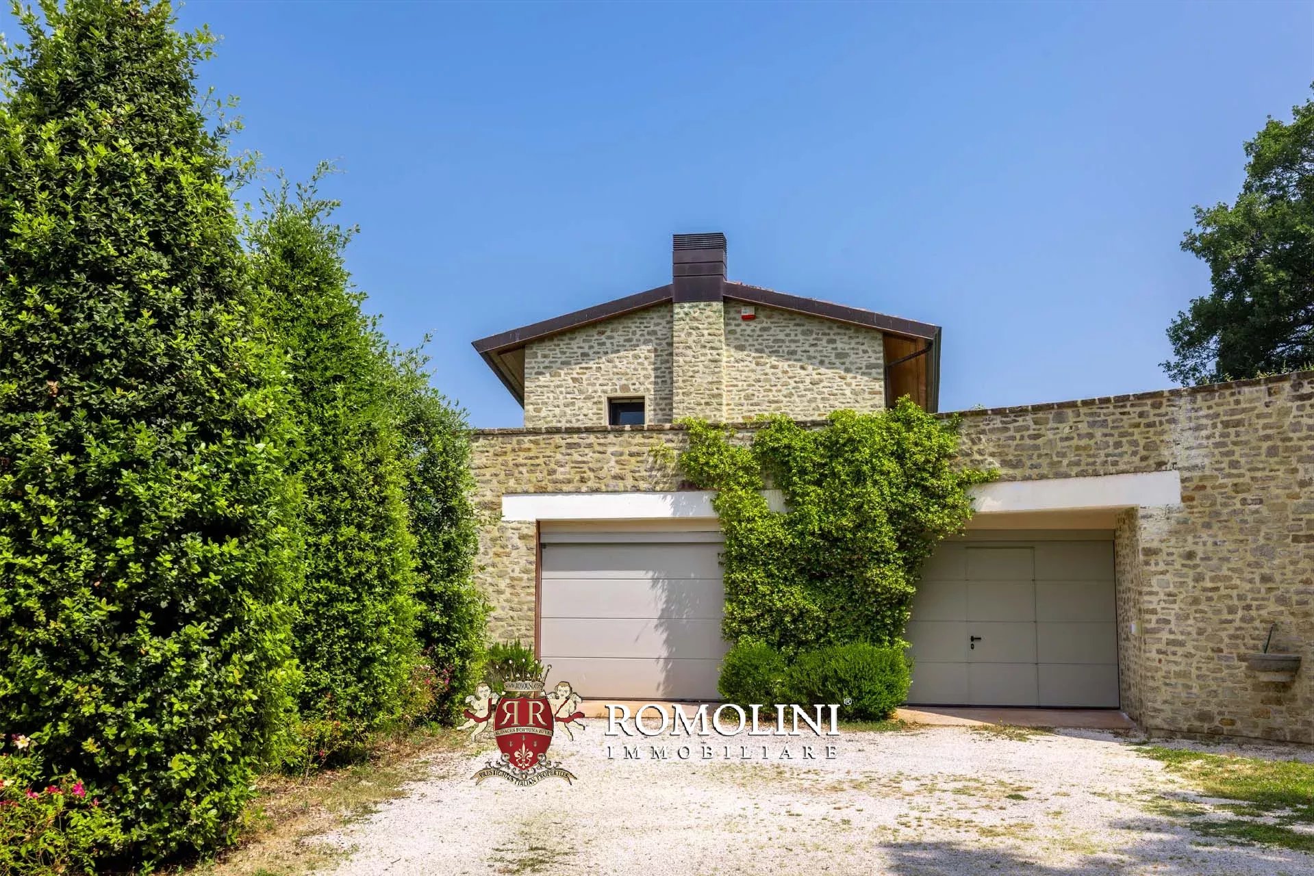 5 Bedroom Villa/Townhouse's Image 63