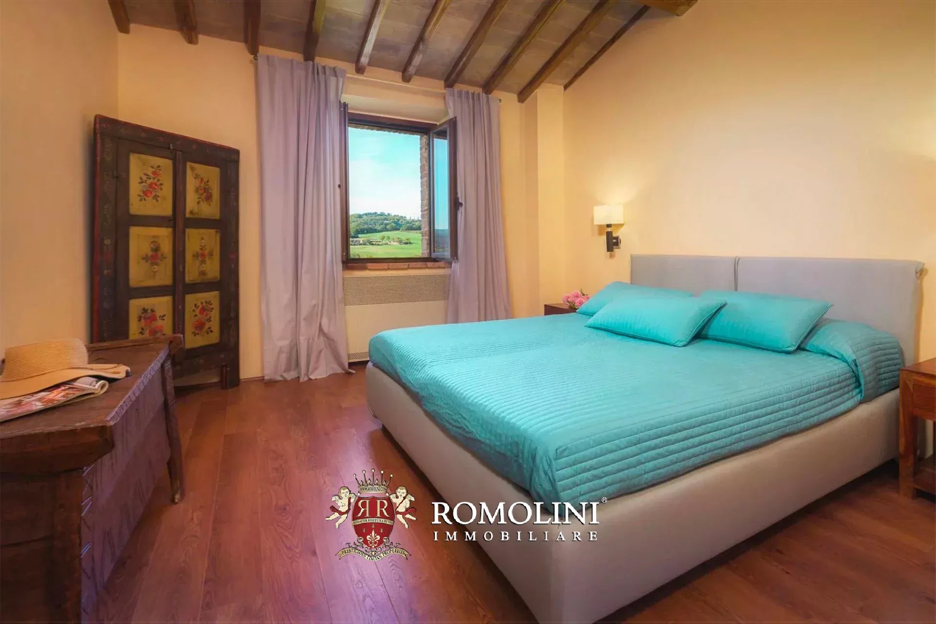9 Bedroom Villa/Townhouse's Image 21