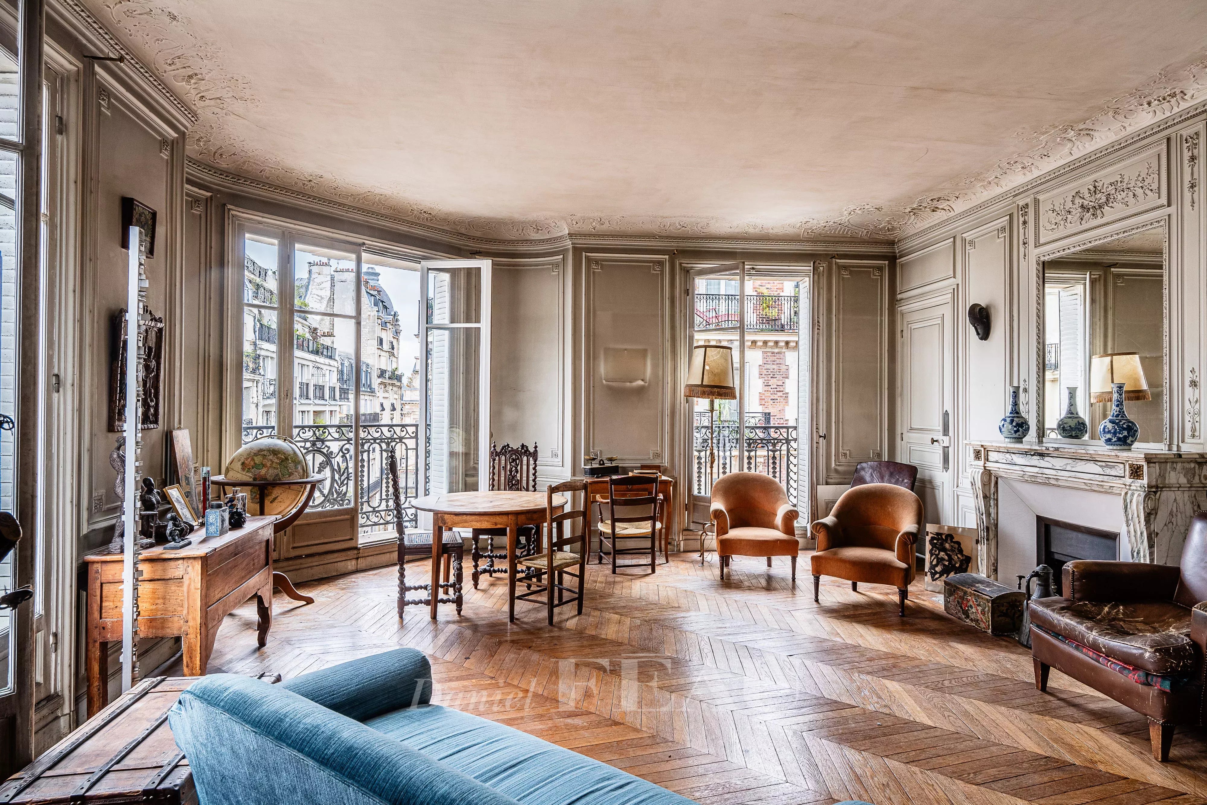 Sale Apartment Paris 5th