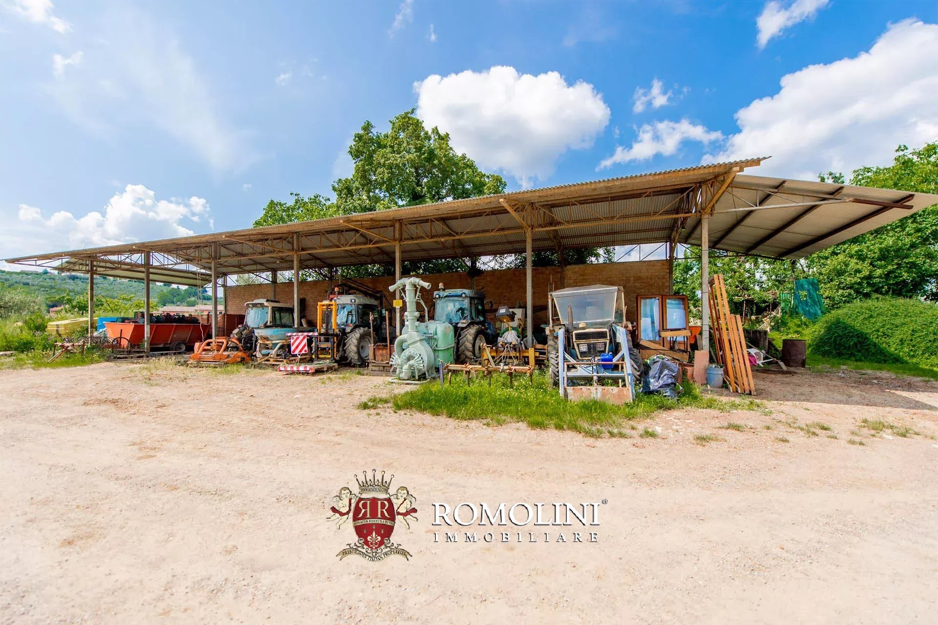 4 Bedroom Vineyard's Image 8