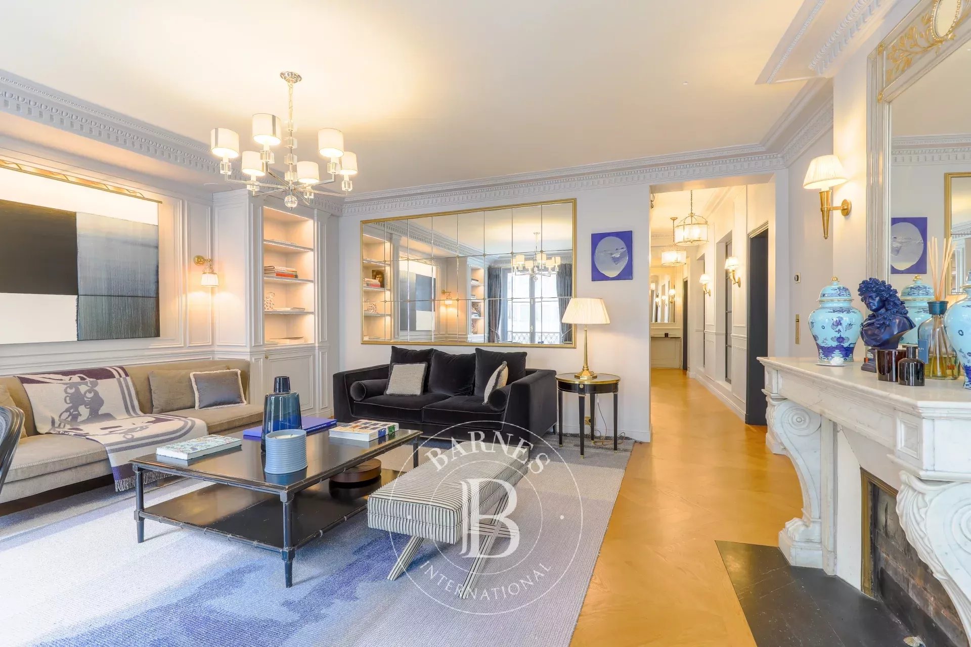 Daire Paris 8ème - picture 16