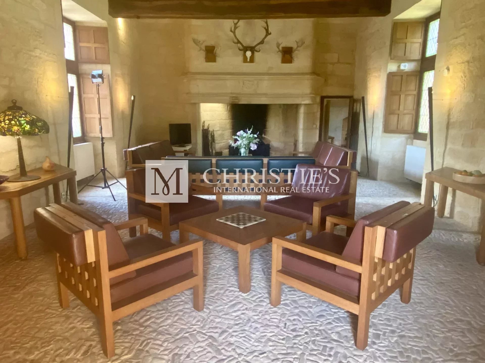 9 Bedroom Chateau's Image 7