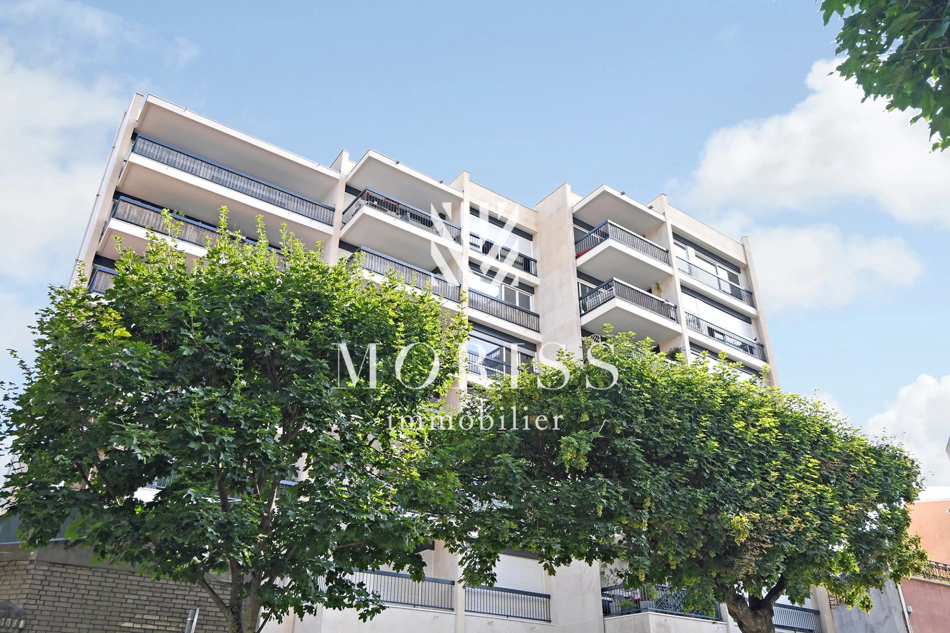 MAIRIE DE MONTREUIL - APPARTEMENT DE 3 PIECES AVEC BALCON/TERRAS - Image 1