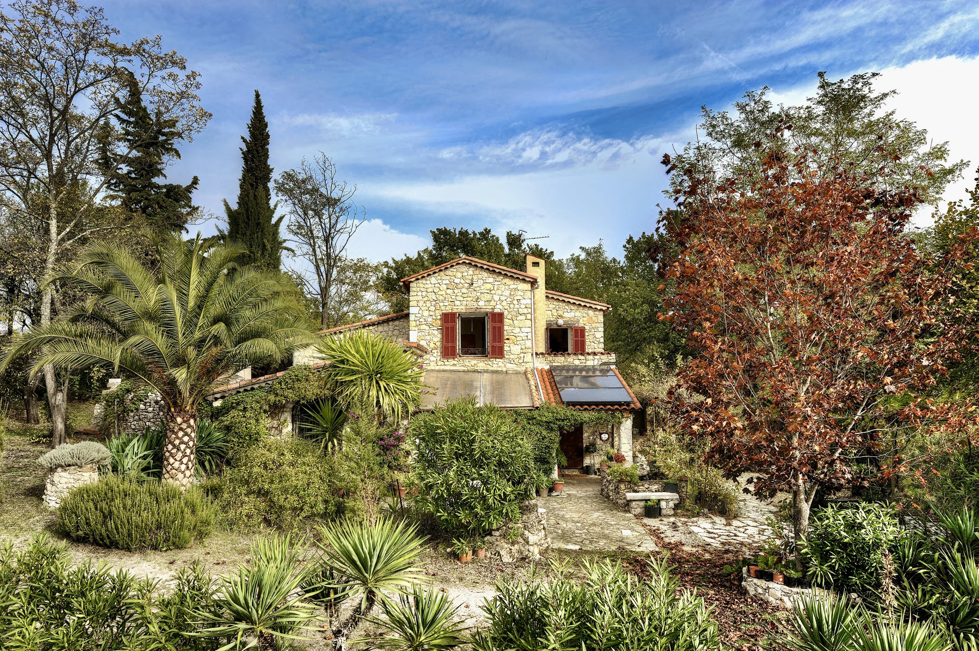 Prestigious Estate in the Heart of Provence - 27 Hectares