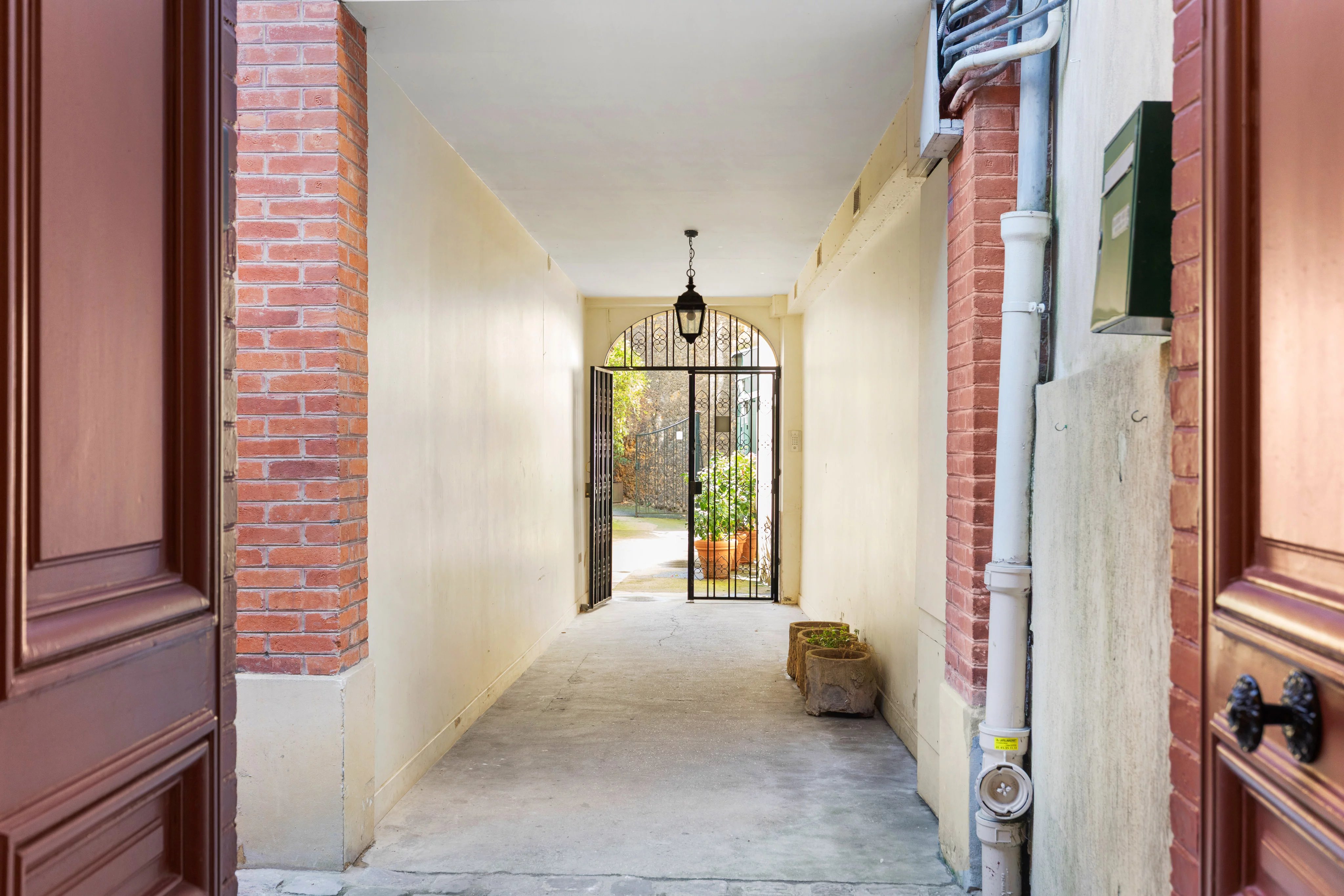 Sale Townhouse Paris 17th