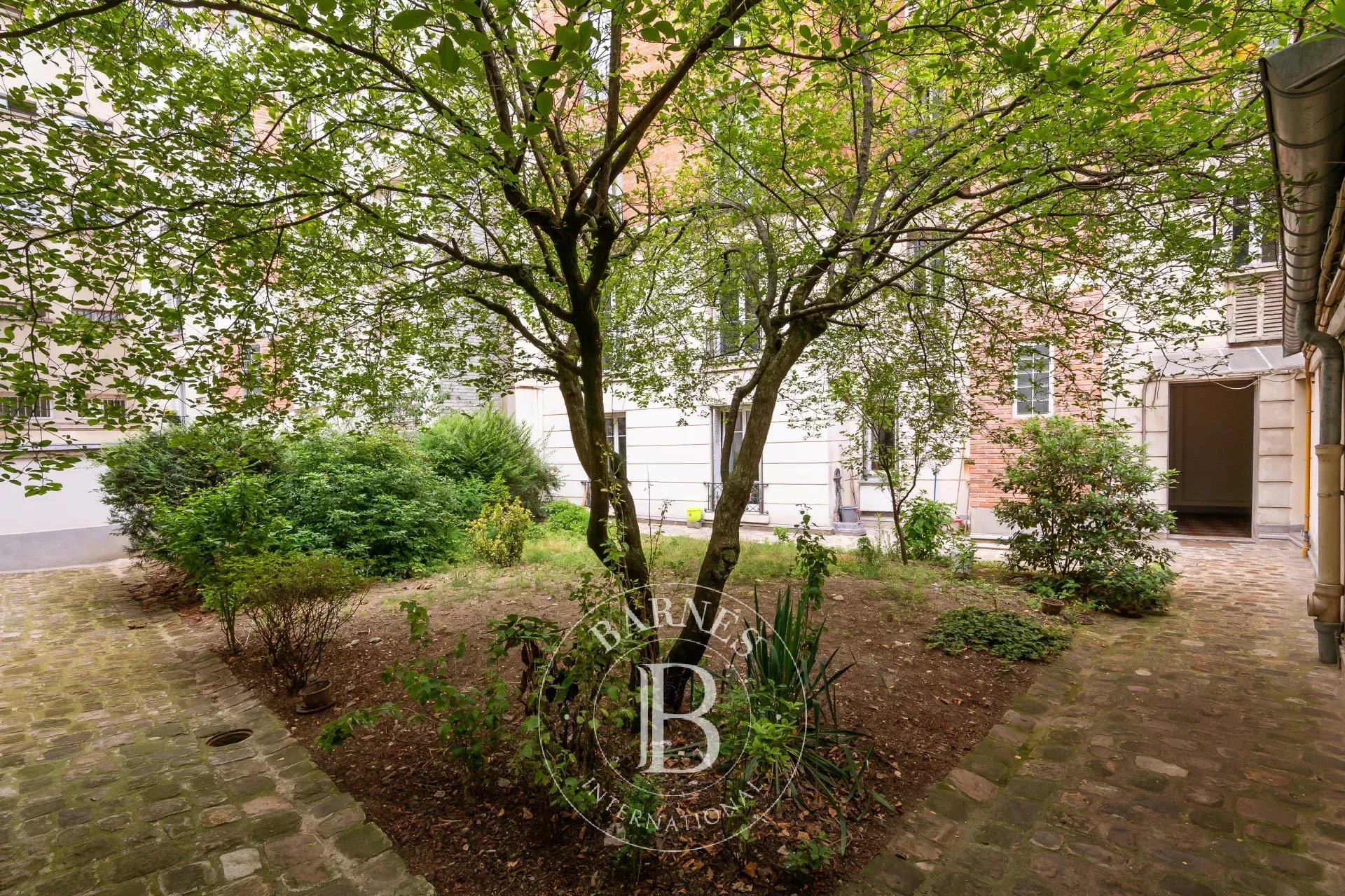 Daire Paris 18ème - picture 14