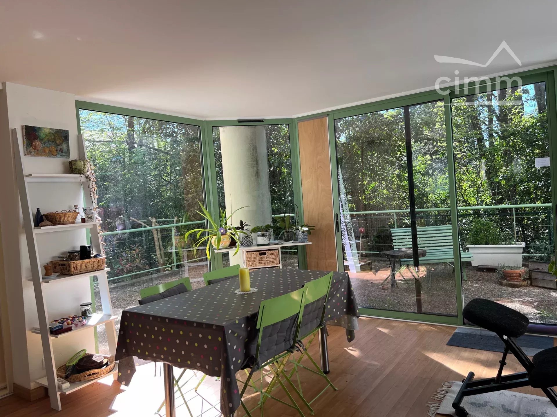 Agence immobilière de 