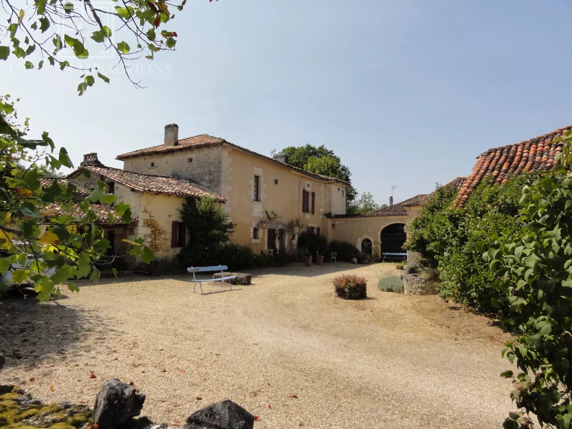 Agence immobilière de FUTUR TRANSACTIONS BRANTOME