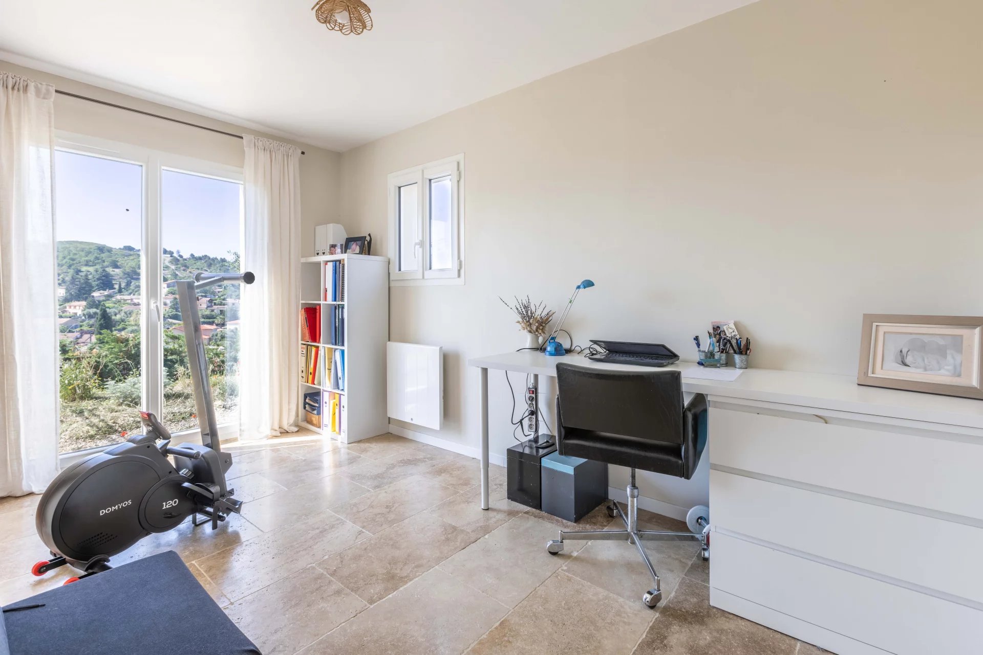 Levens Villa individuelle 4-5 pièces 119 m² de 2023 / résidentiel / vue dégagée collines et montagnes / position dominante / exposition SUD