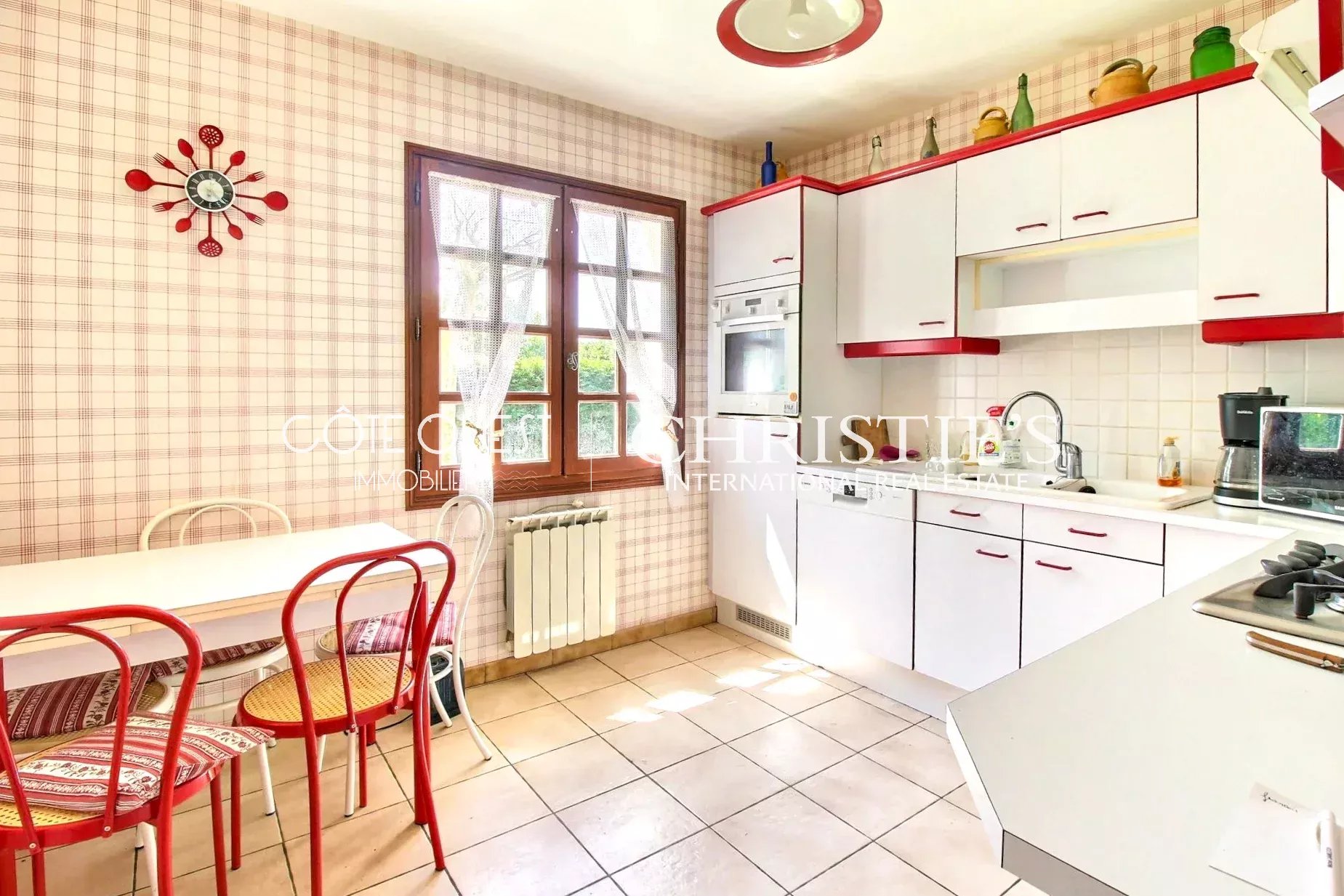 3 Bedroom Villa/Townhouse's Image 6