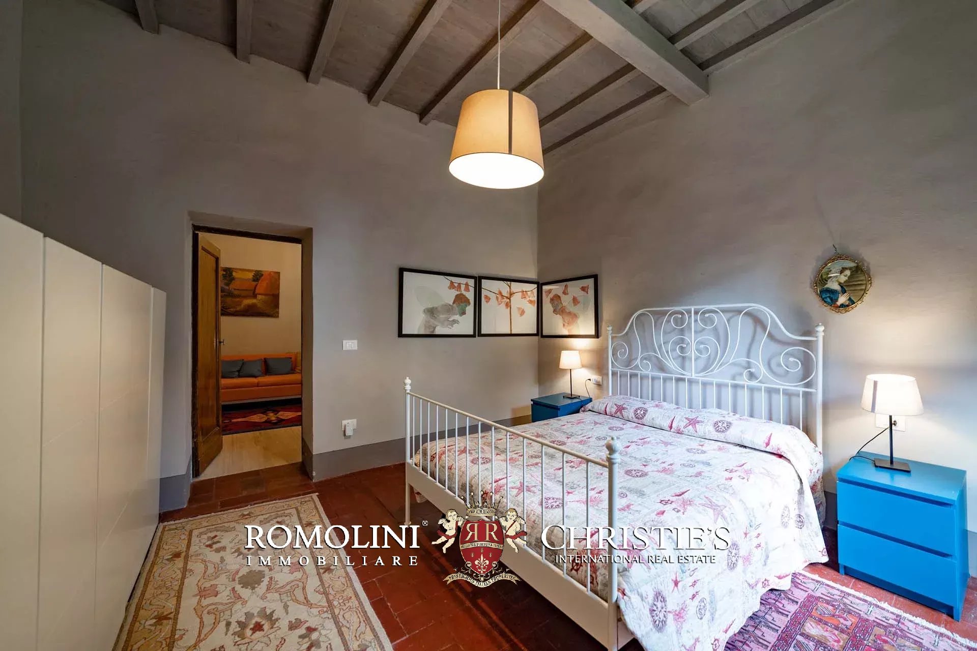 11 Bedroom Villa/Townhouse's Image 83