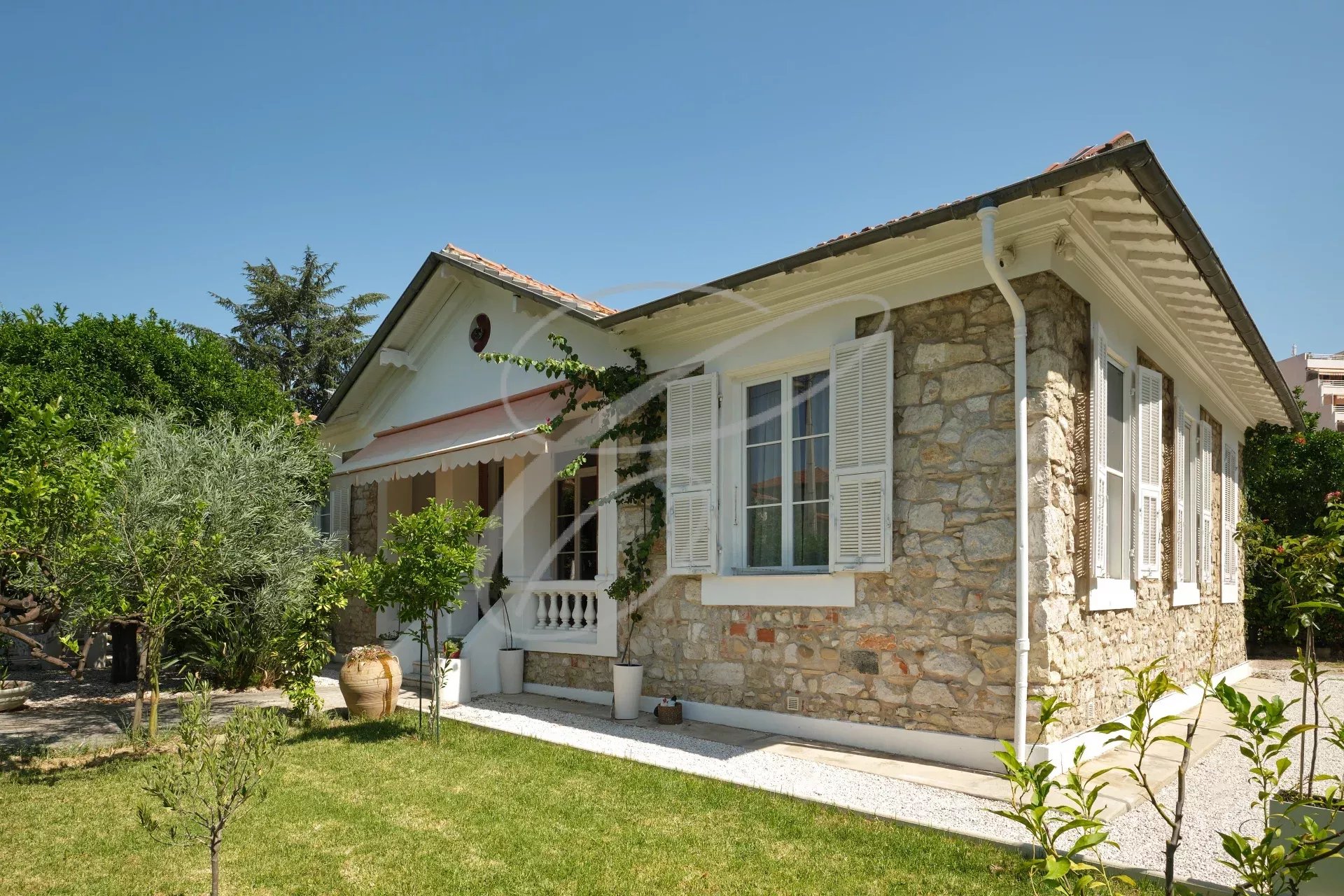 EXCLUSIVITY ROQUEBRUNE CAP MARTIN - VILLA