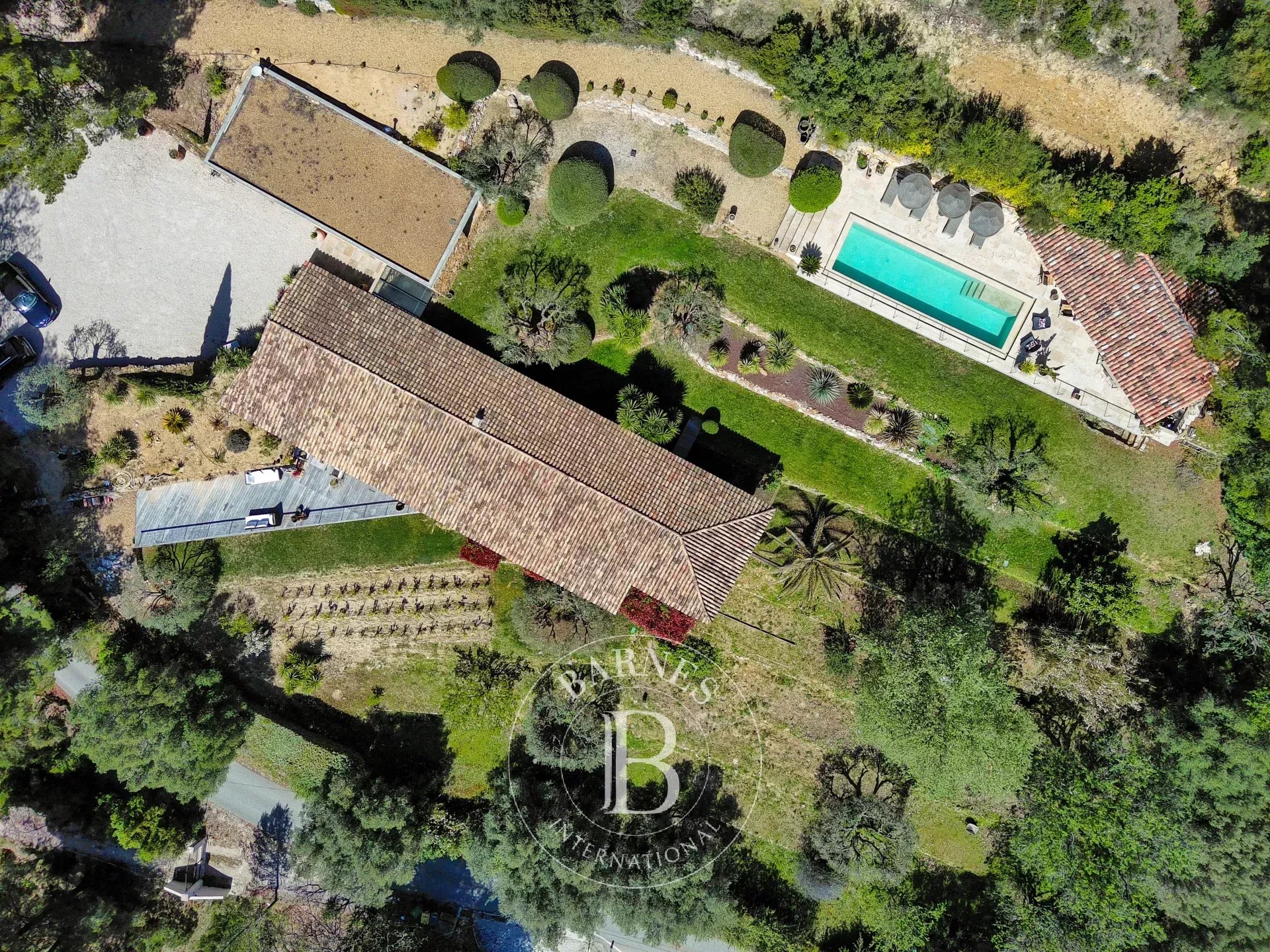 Ev Évenos - picture 30