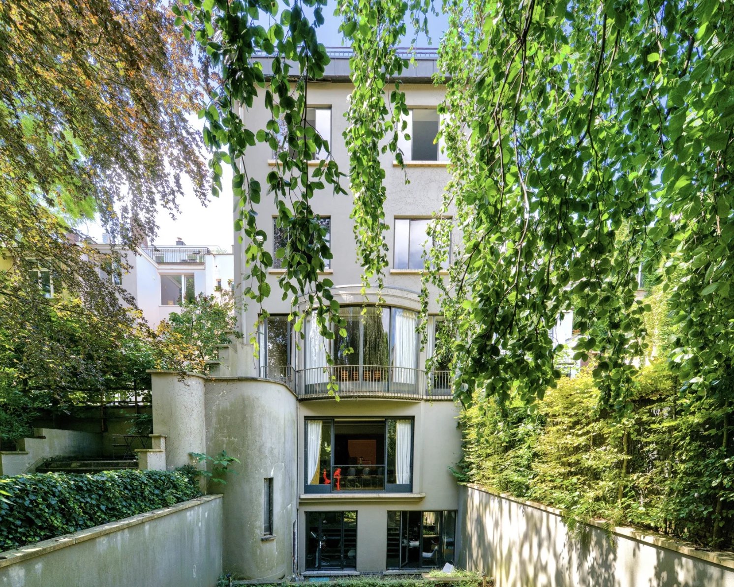 HOTEL PARTICULIER SUR 14A50