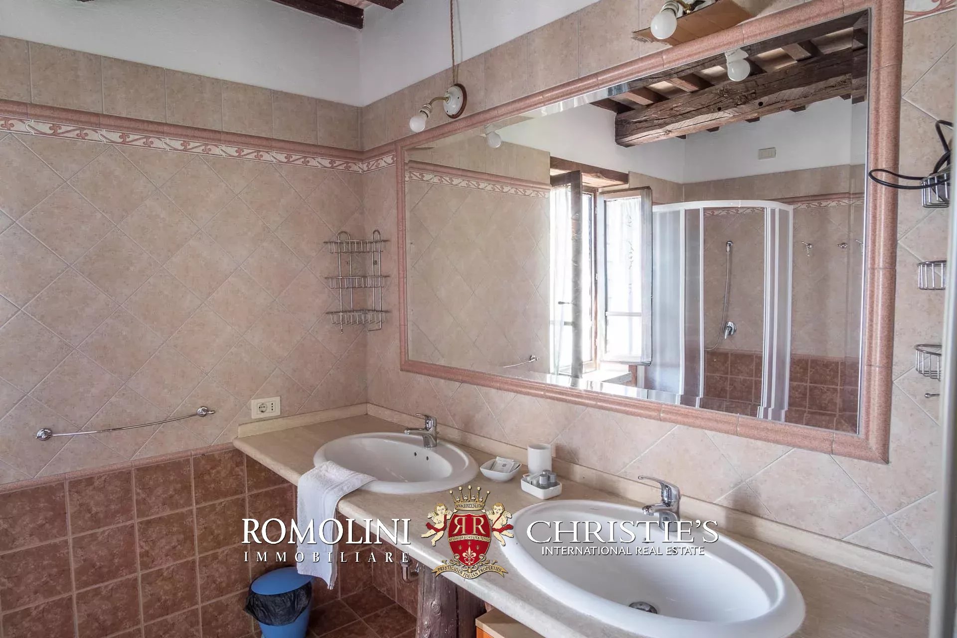 12 Bedroom Villa/Townhouse's Image 92