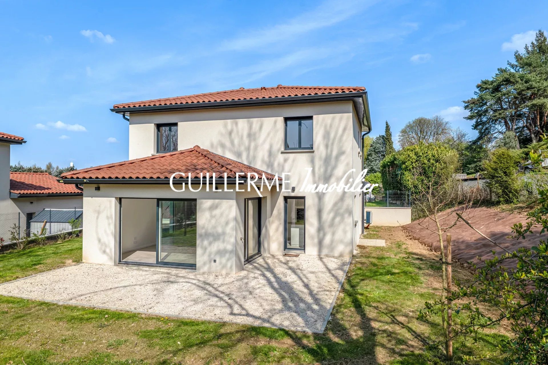 Agence immobilière de 