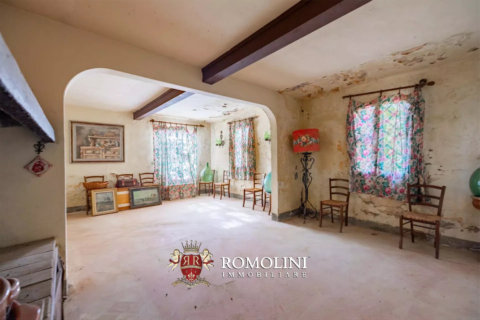 6 Bedroom Chateau's Image 30