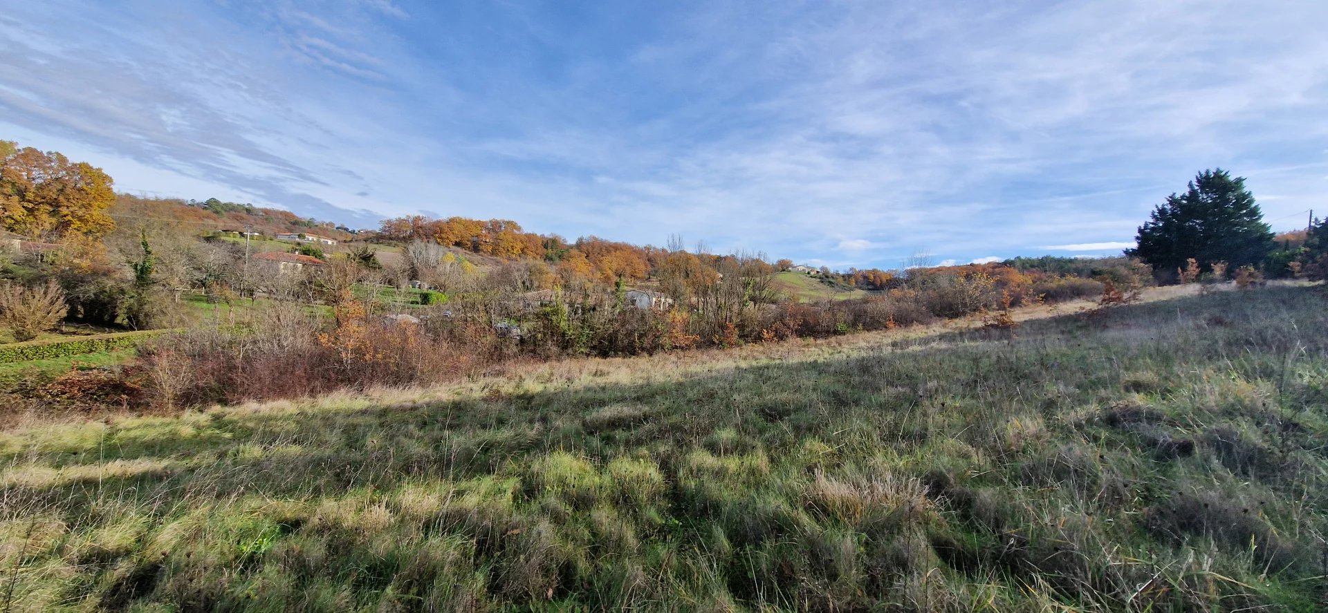 Terrain à bâtir 1513m2 viabilisé eau électricité et tout à l'égout - CU ok