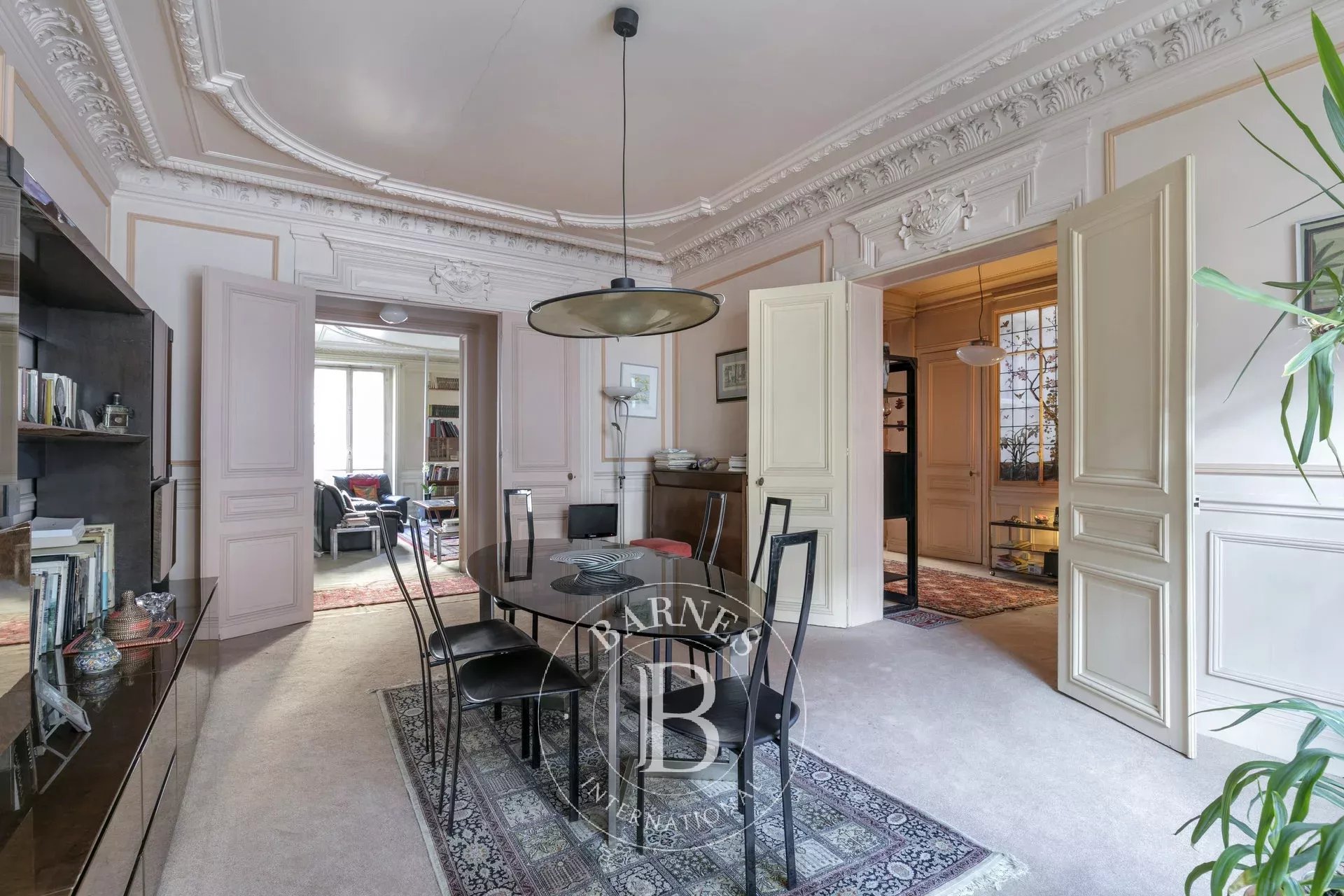 Daire Paris 8ème - picture 14