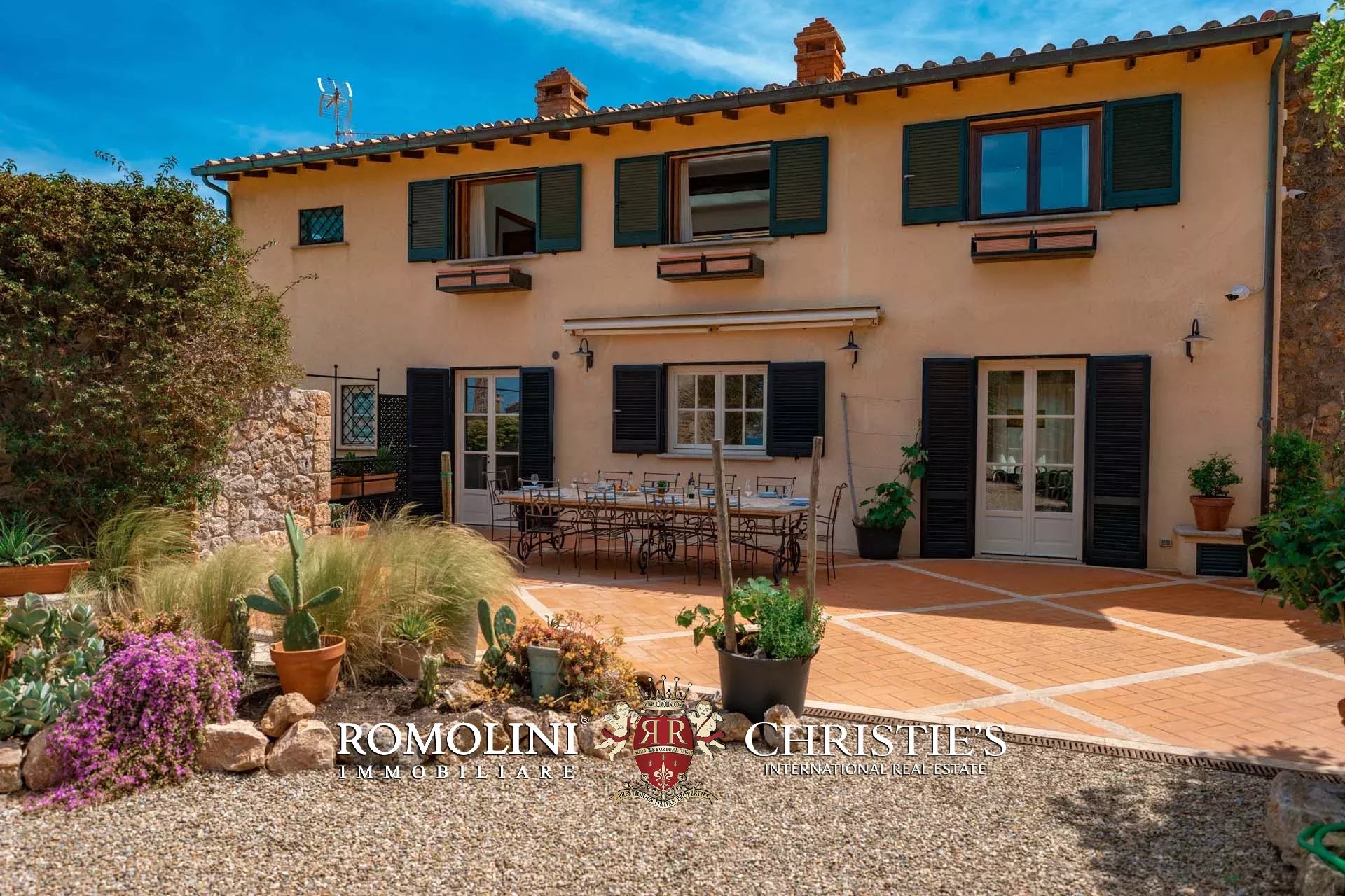 11 Bedroom Villa/Townhouse's Image 21
