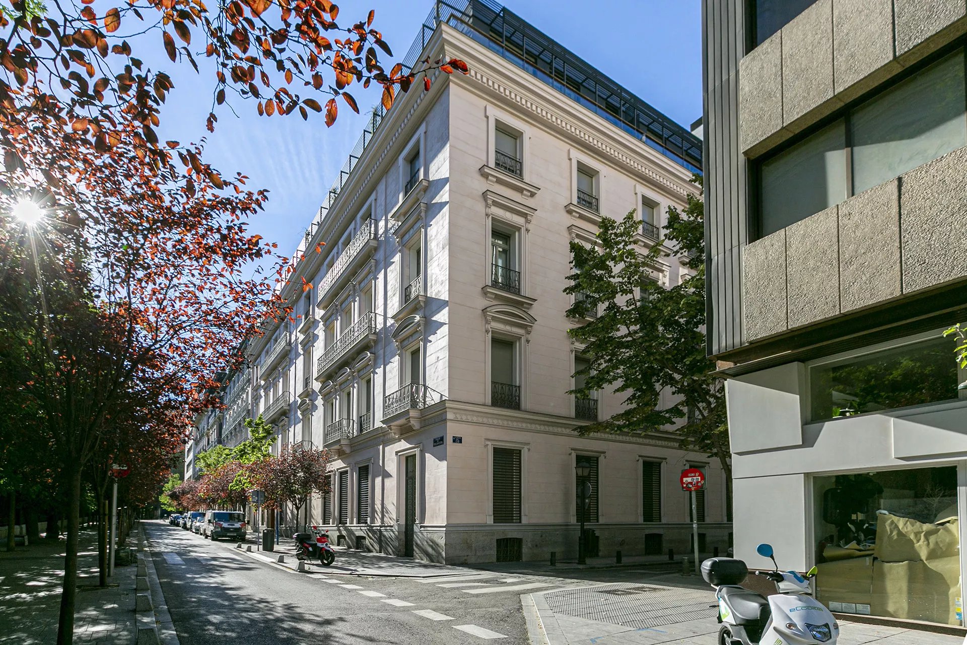 Sale Retail space Madrid Recoletos