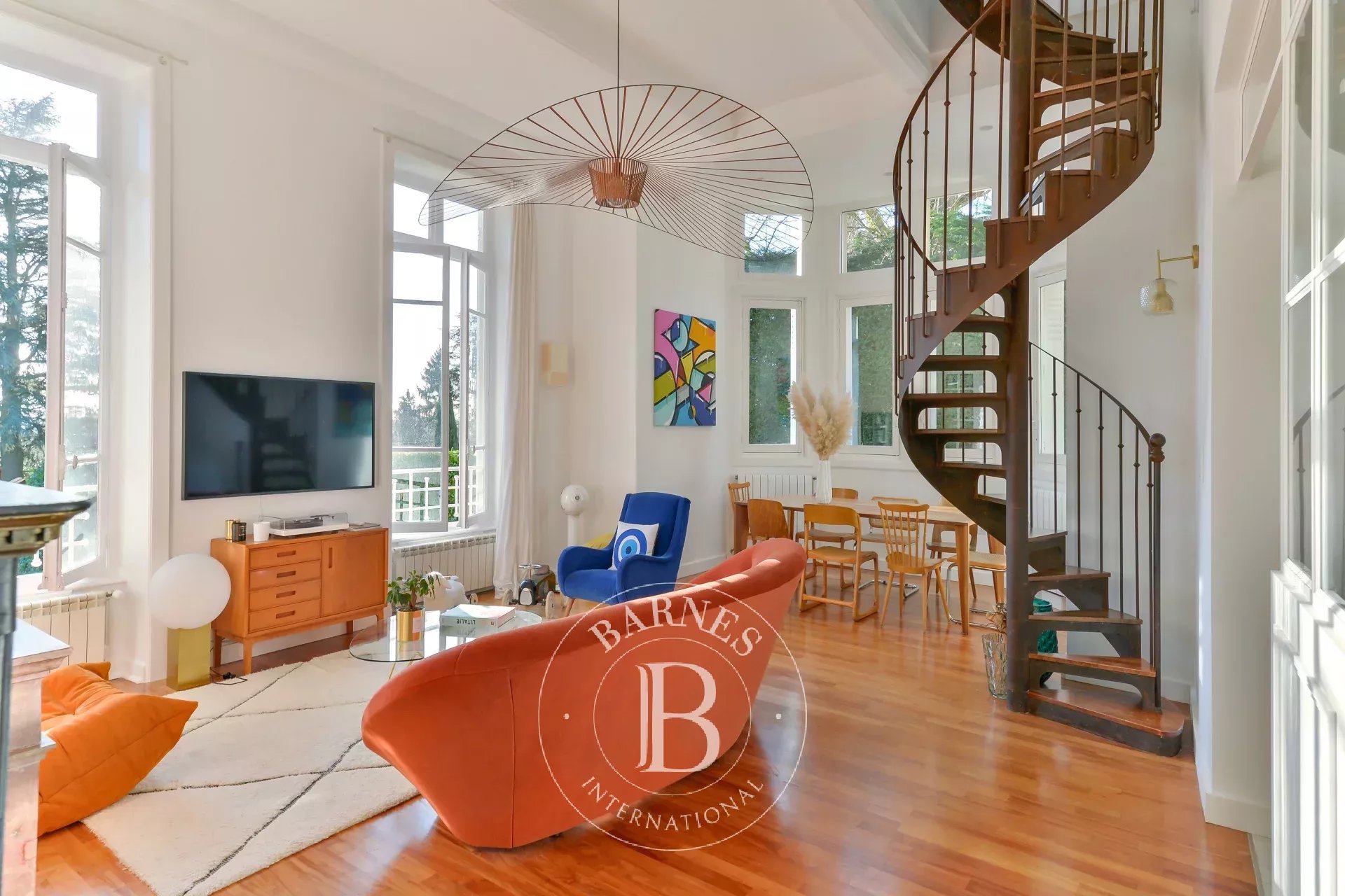 Daire Saint-Cyr-au-Mont-d'Or