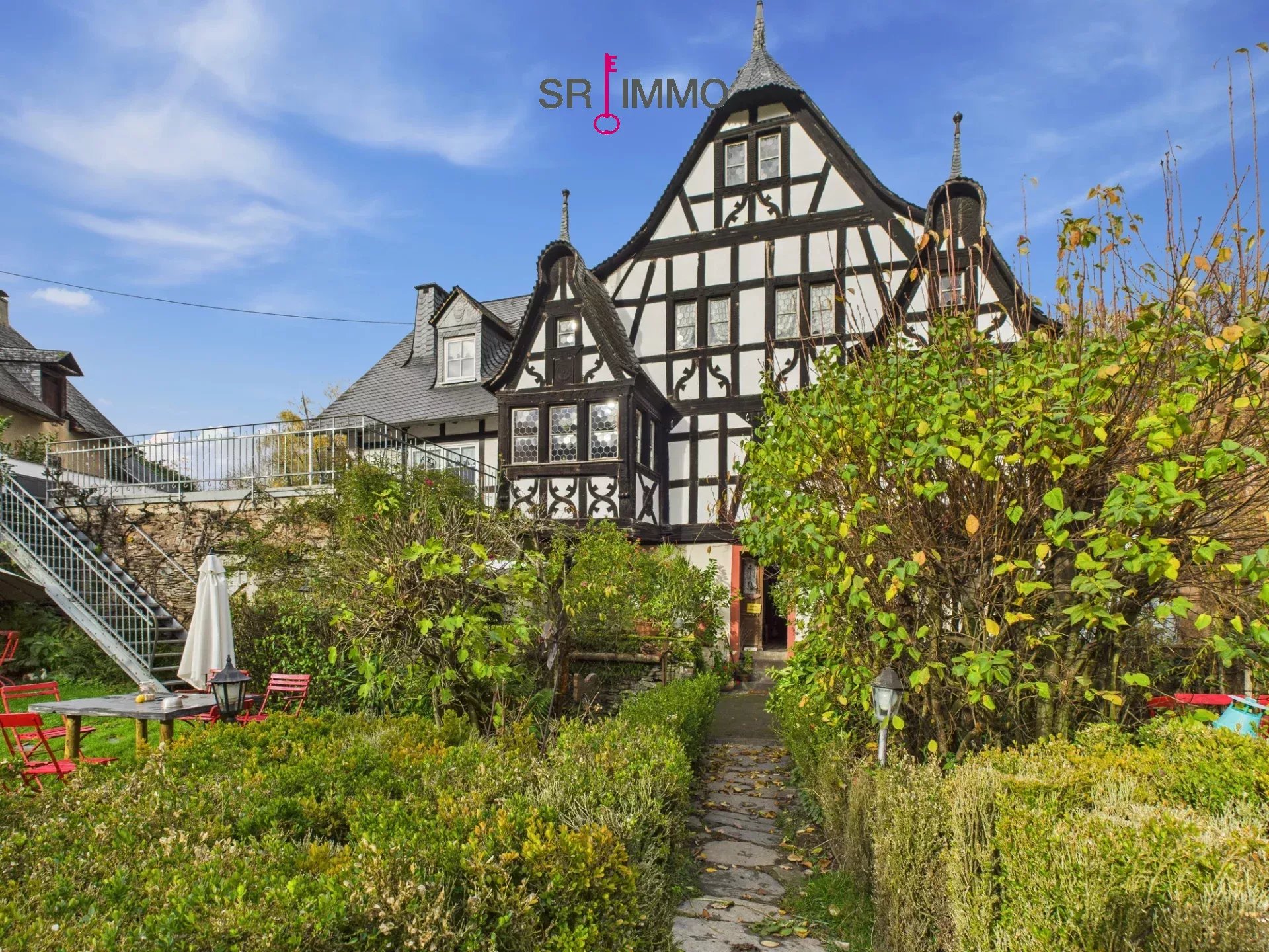 Historisches Dreigiebelhaus an der Mosel - Eventlocation, Standesamt, Gastronomie, Wohnen