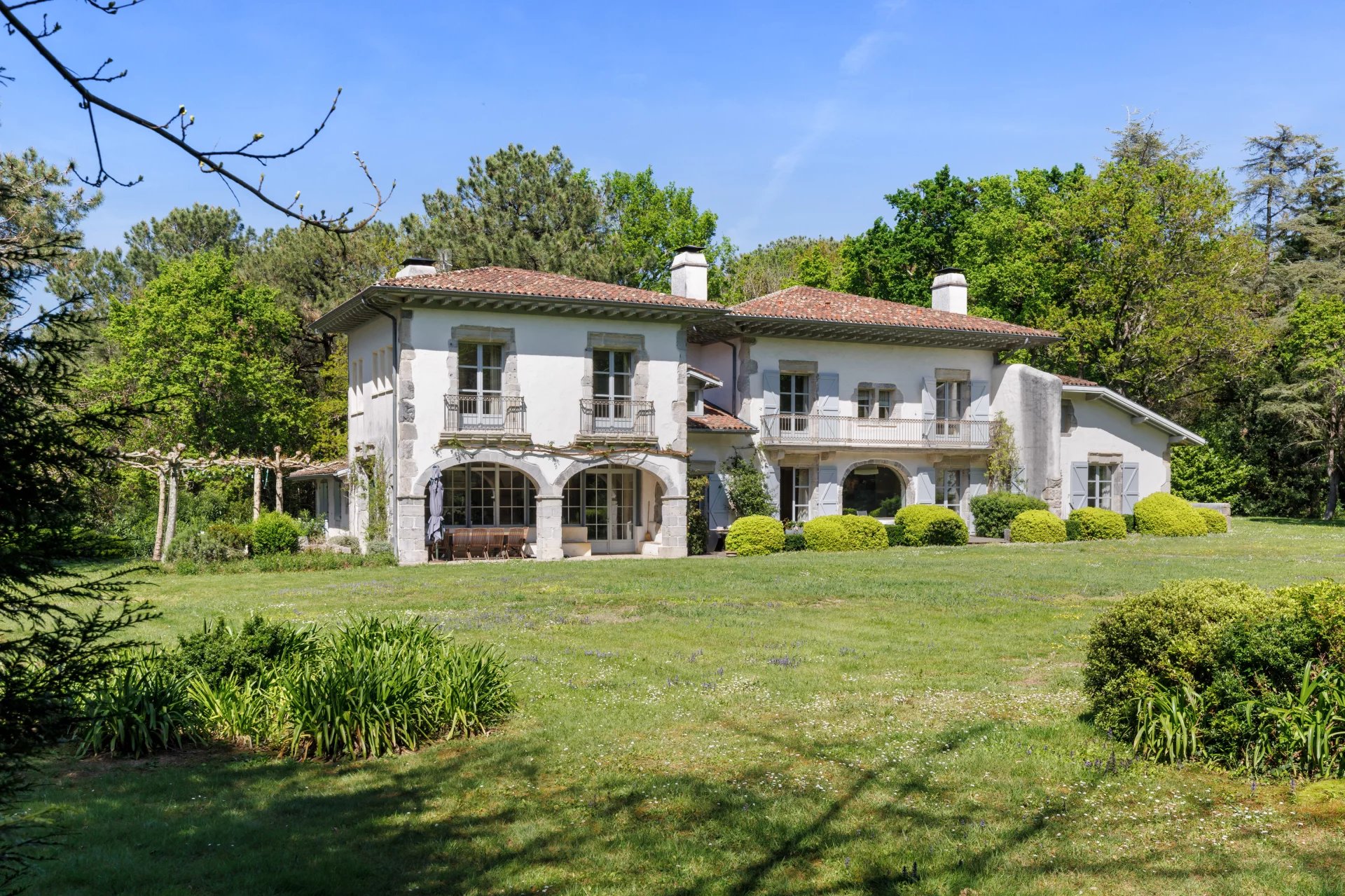 AUTHENTIQUE - Stunning property with sauna, pool & tennis court - Bidart - picture 1