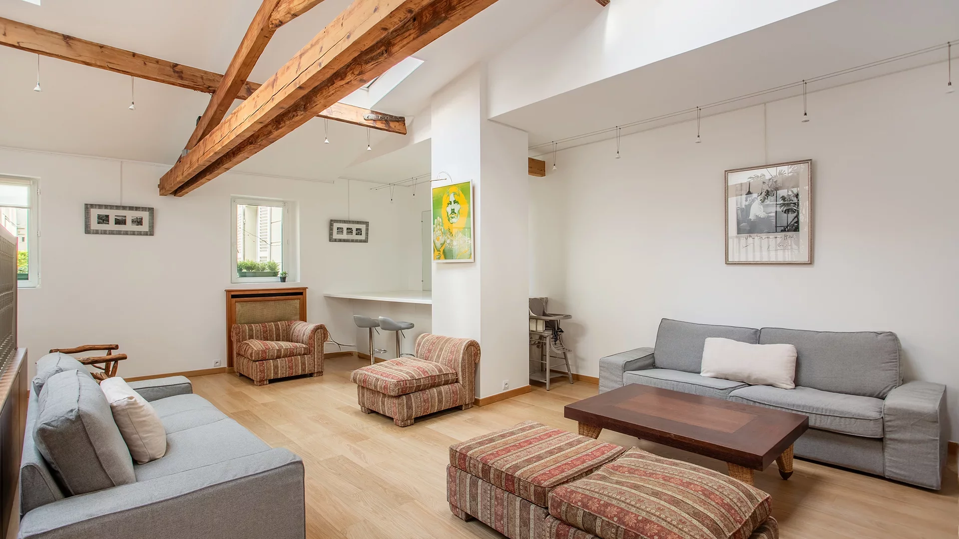 Paris 18e - MARCHÉ SAINT-PIERRE / SACRÉ-COEUR