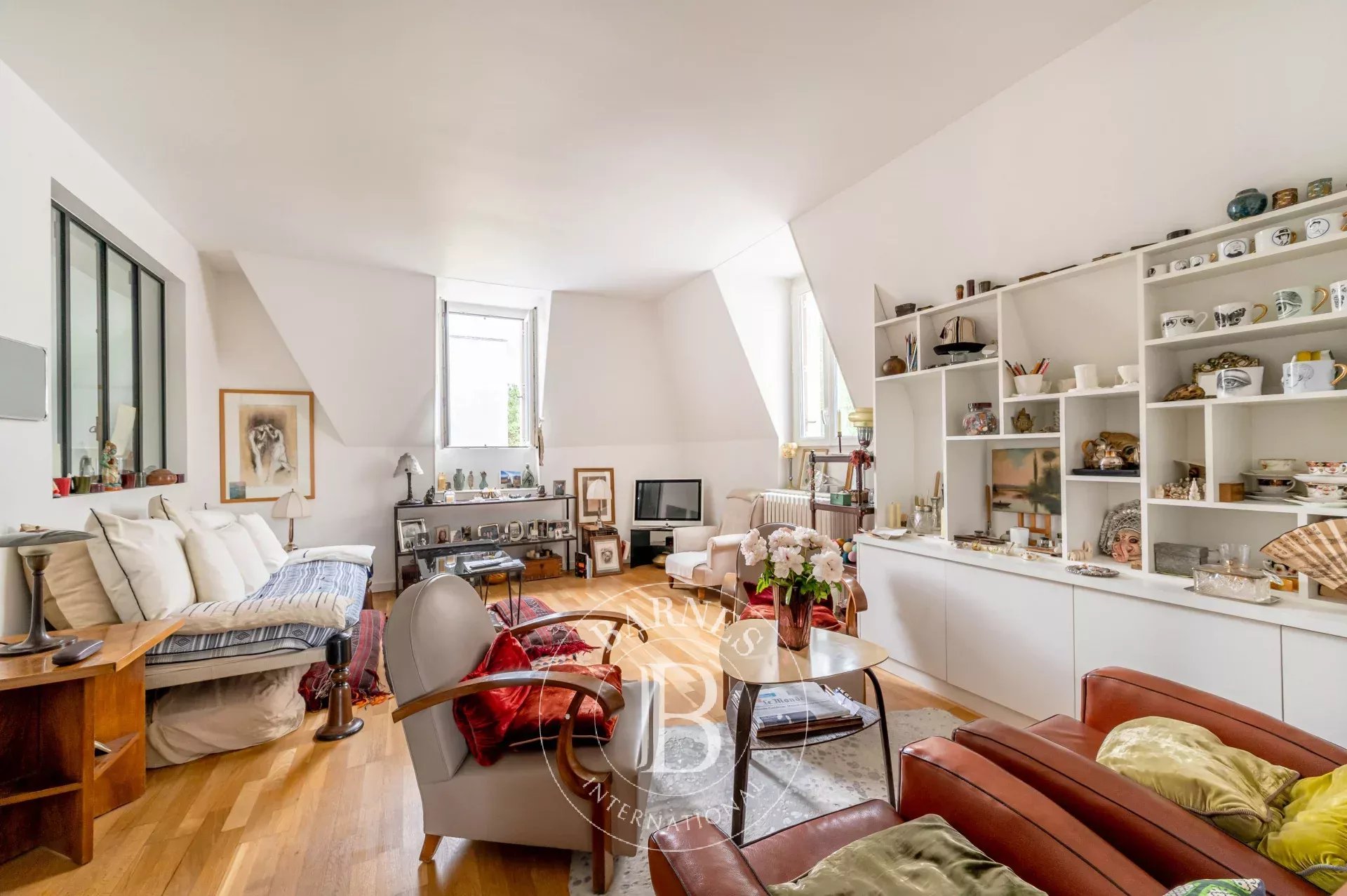 Neuilly Chézy-Borghèse - 2-bed duplex apartment in a former townhouse - Charming and atypical - Quiet, leafy surroundings