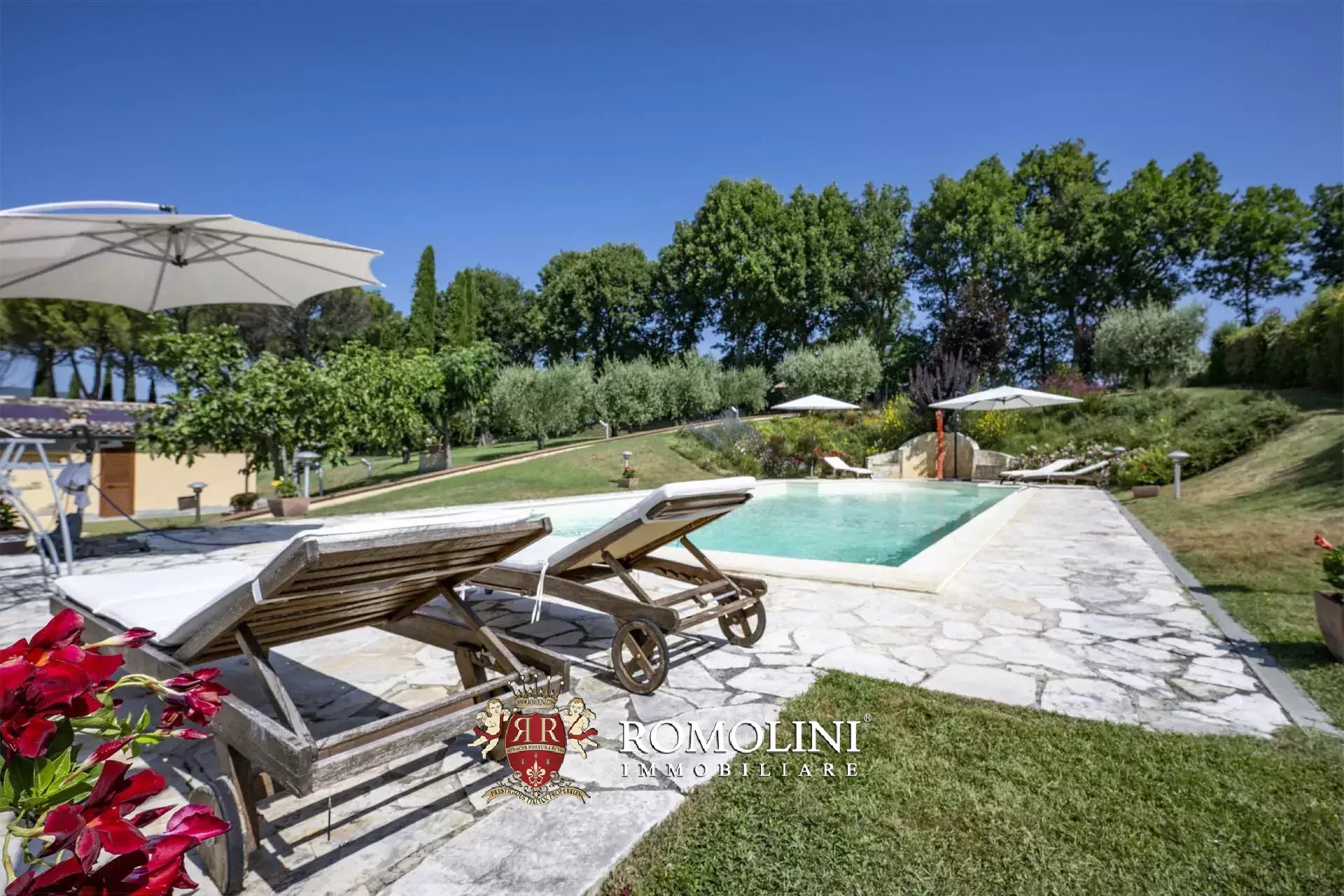 3 Bedroom Villa/Townhouse's Image 12