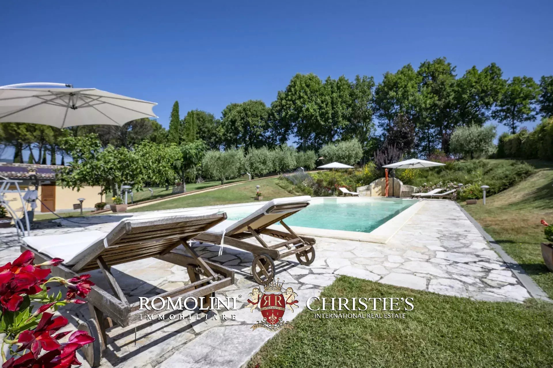 3 Bedroom Villa/Townhouse's Image 12