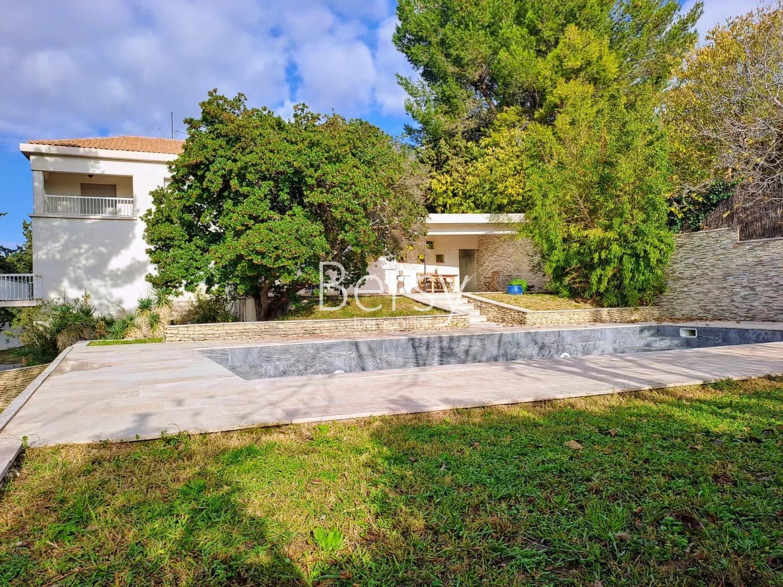 Rental Villa Vedène