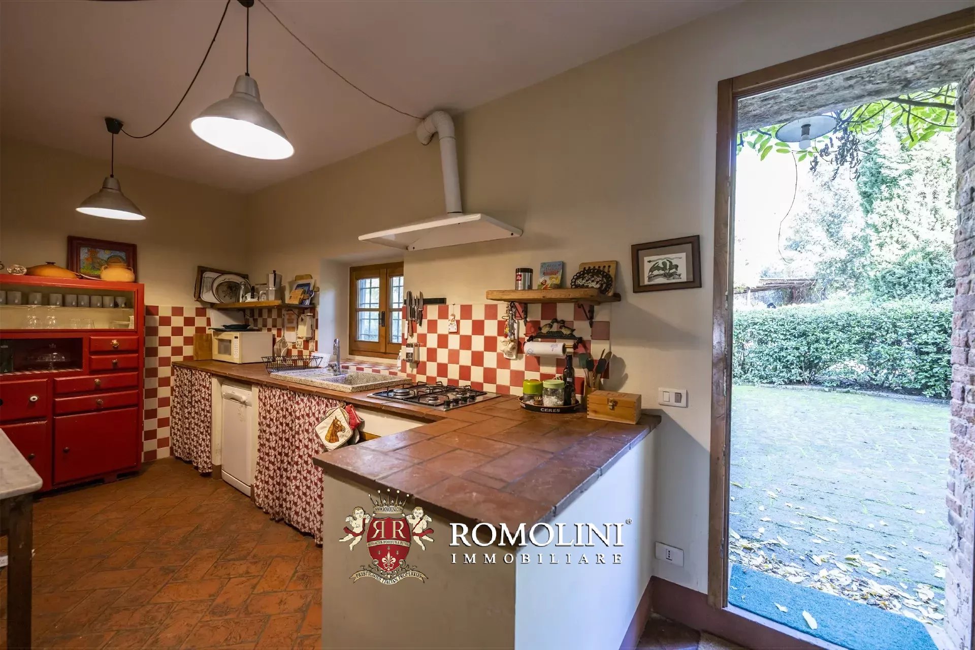 9 Bedroom Horse Property's Image 73