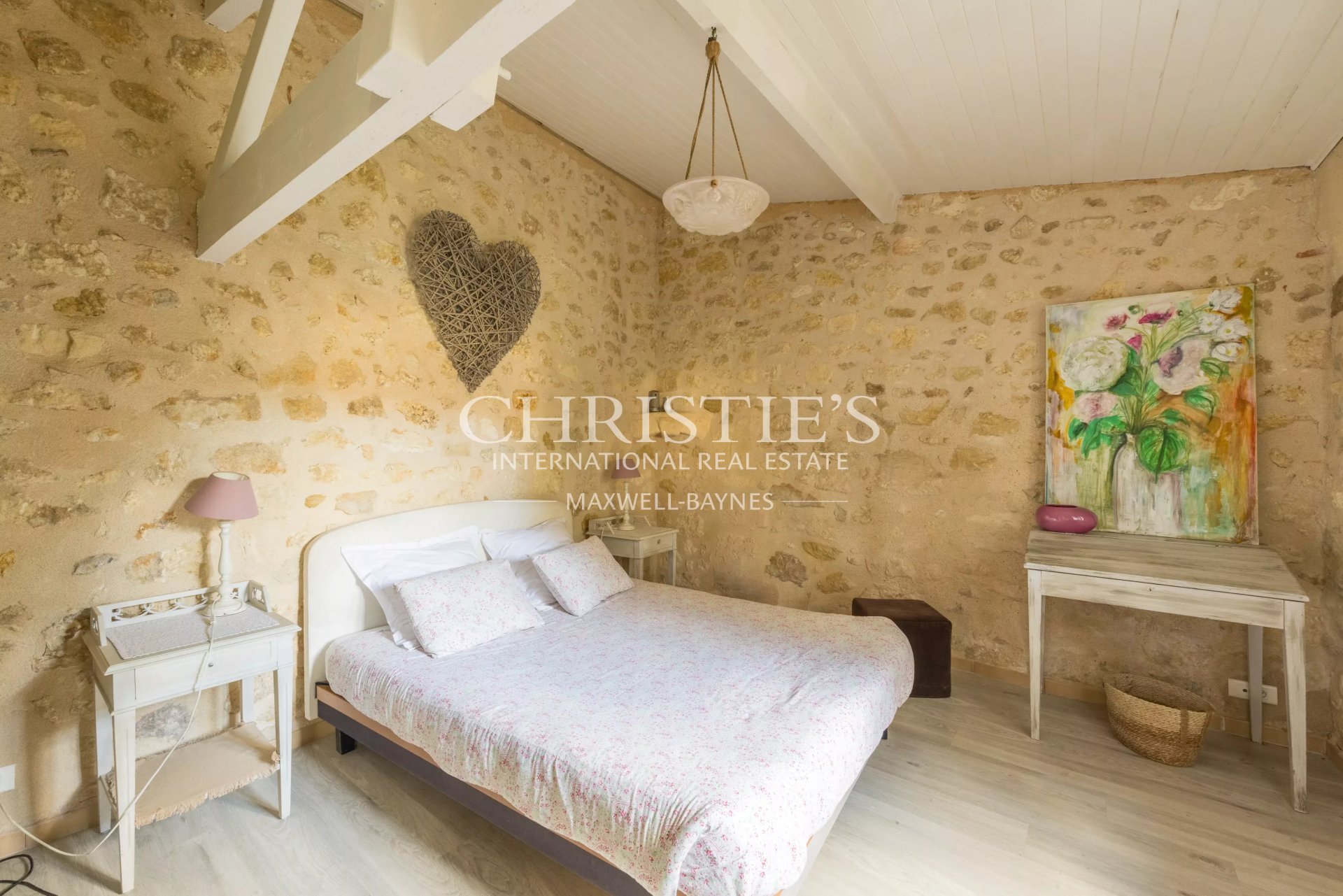 11 Bedroom Villa/Townhouse's Image 11