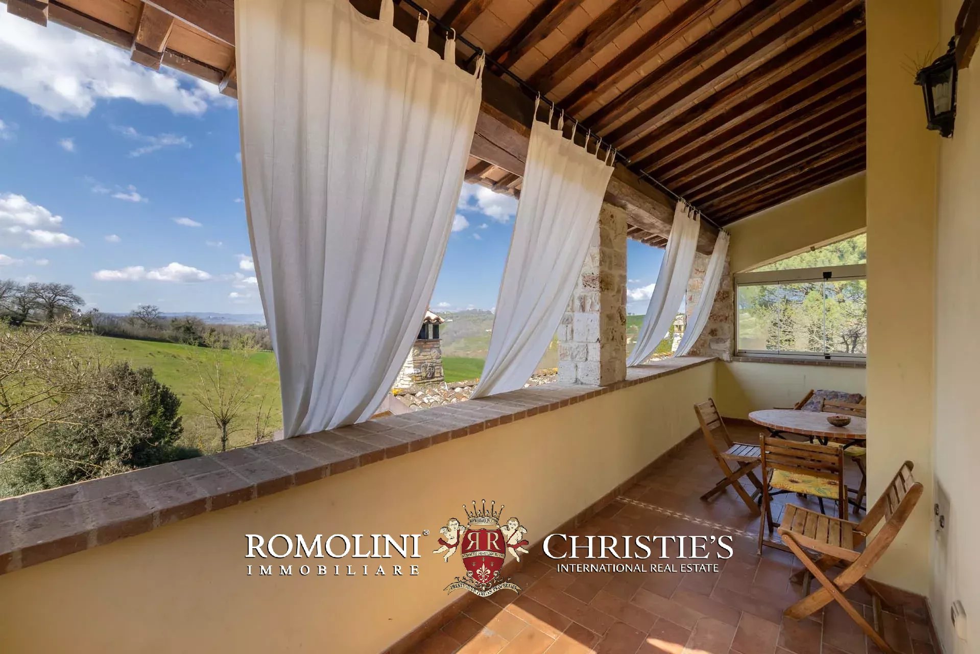 6 Bedroom Villa/Townhouse's Image 68